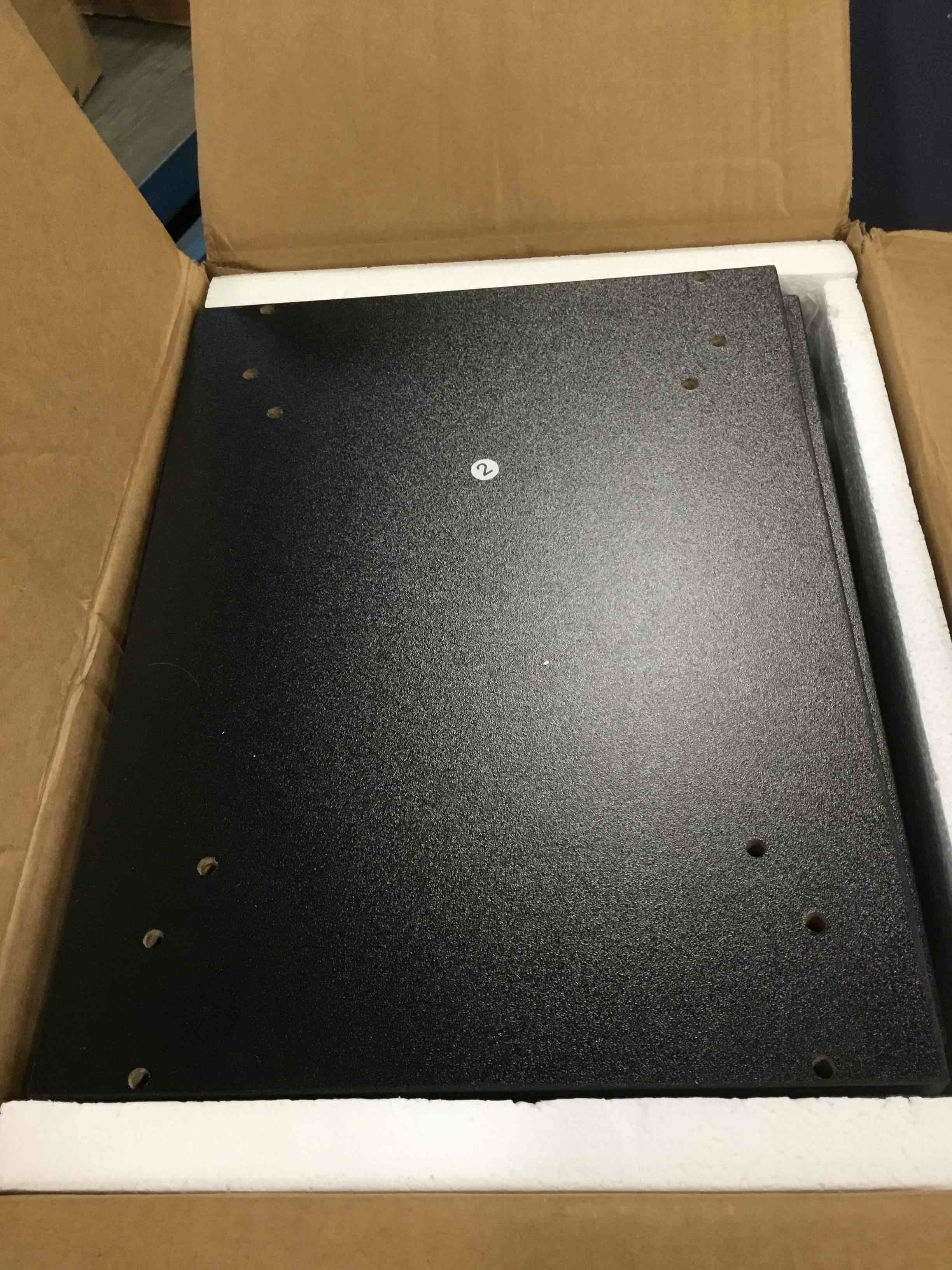 https://s3.amazonaws.com/lotting-images-prod/bidfta/BLU5965890_1711034859233.jpeg
