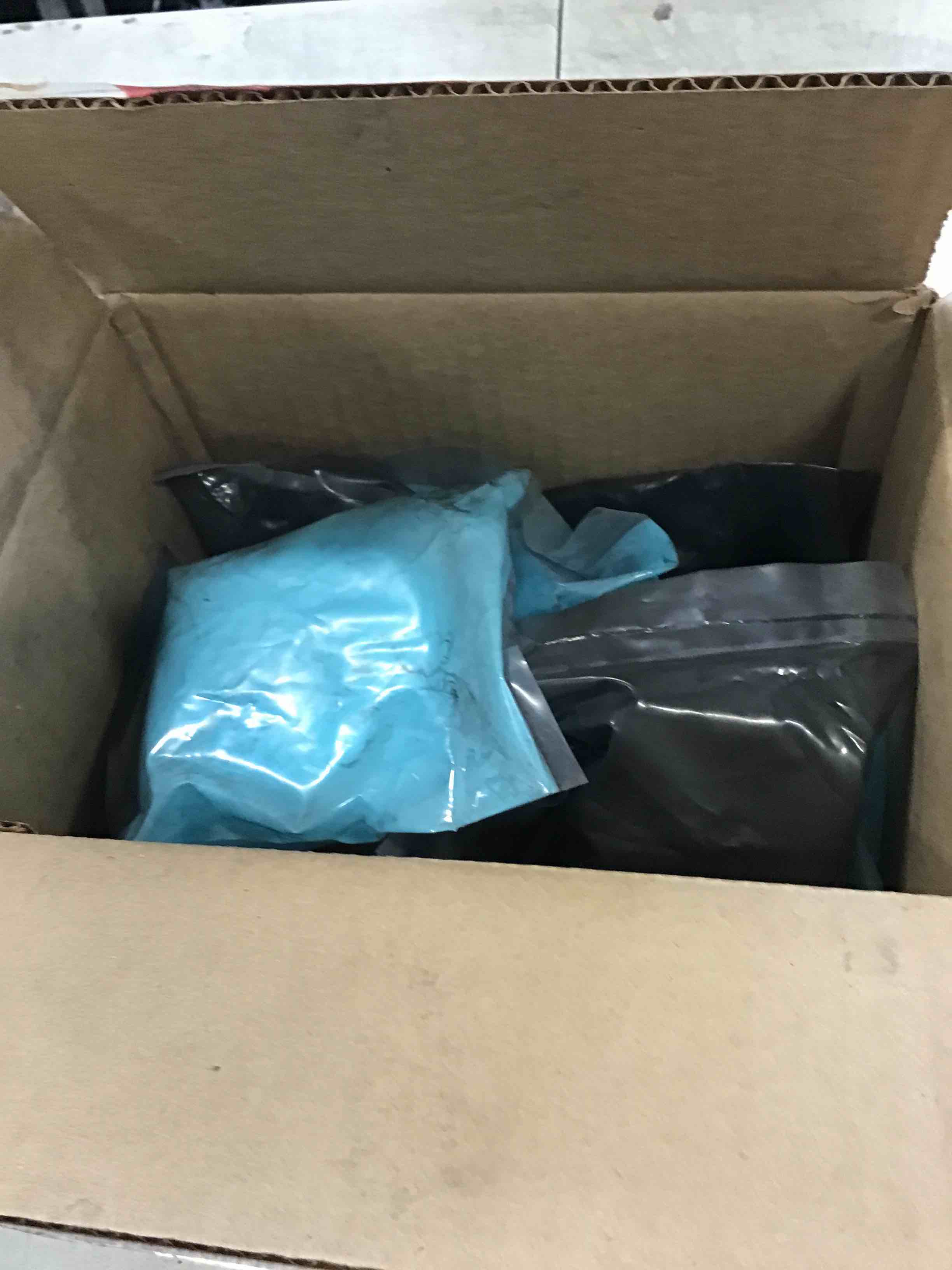 https://s3.amazonaws.com/lotting-images-prod/bidfta/BLU5966167_1708102109912.jpeg