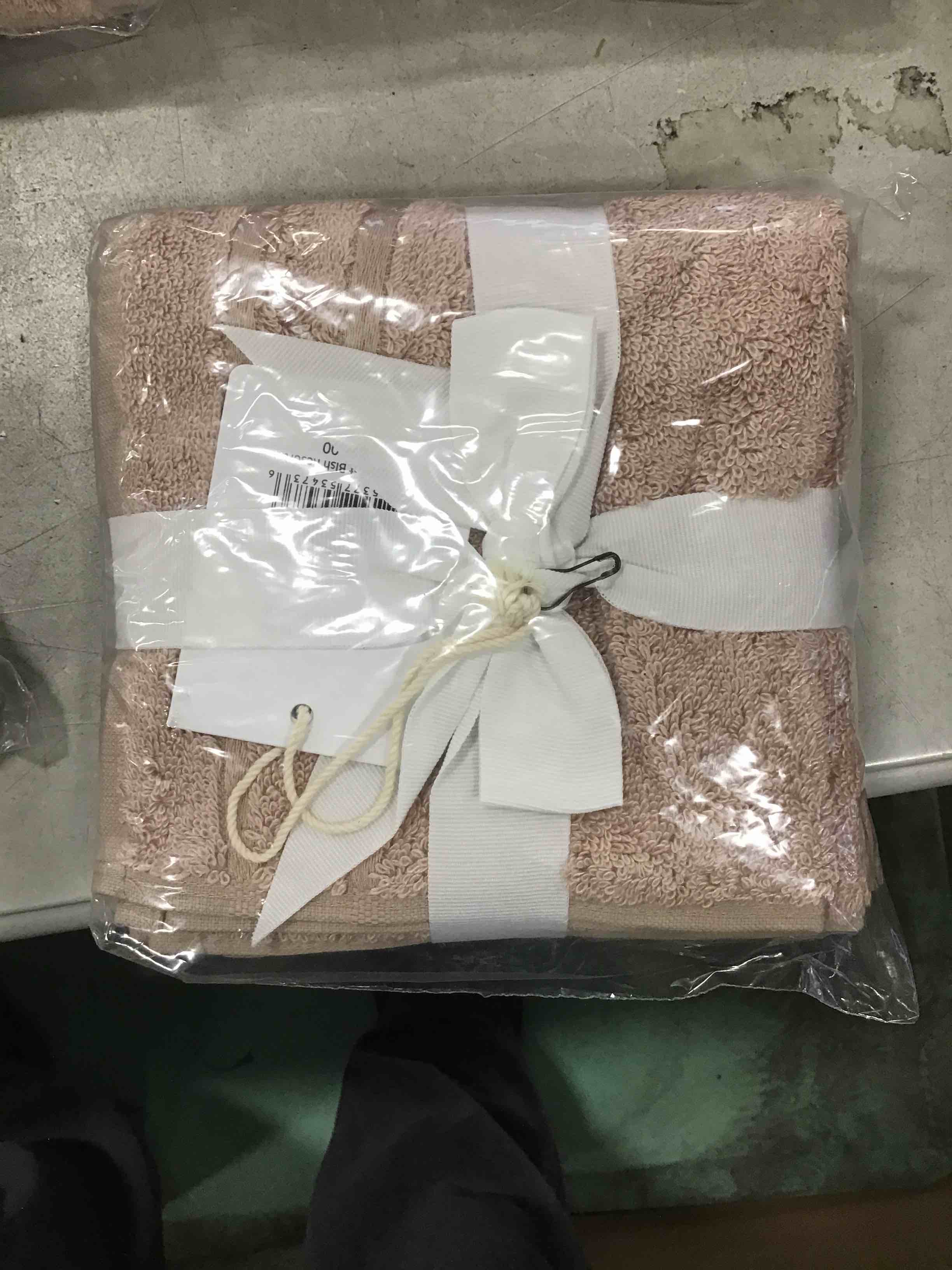 https://s3.amazonaws.com/lotting-images-prod/bidfta/BLU5966267_1708175772054.jpeg