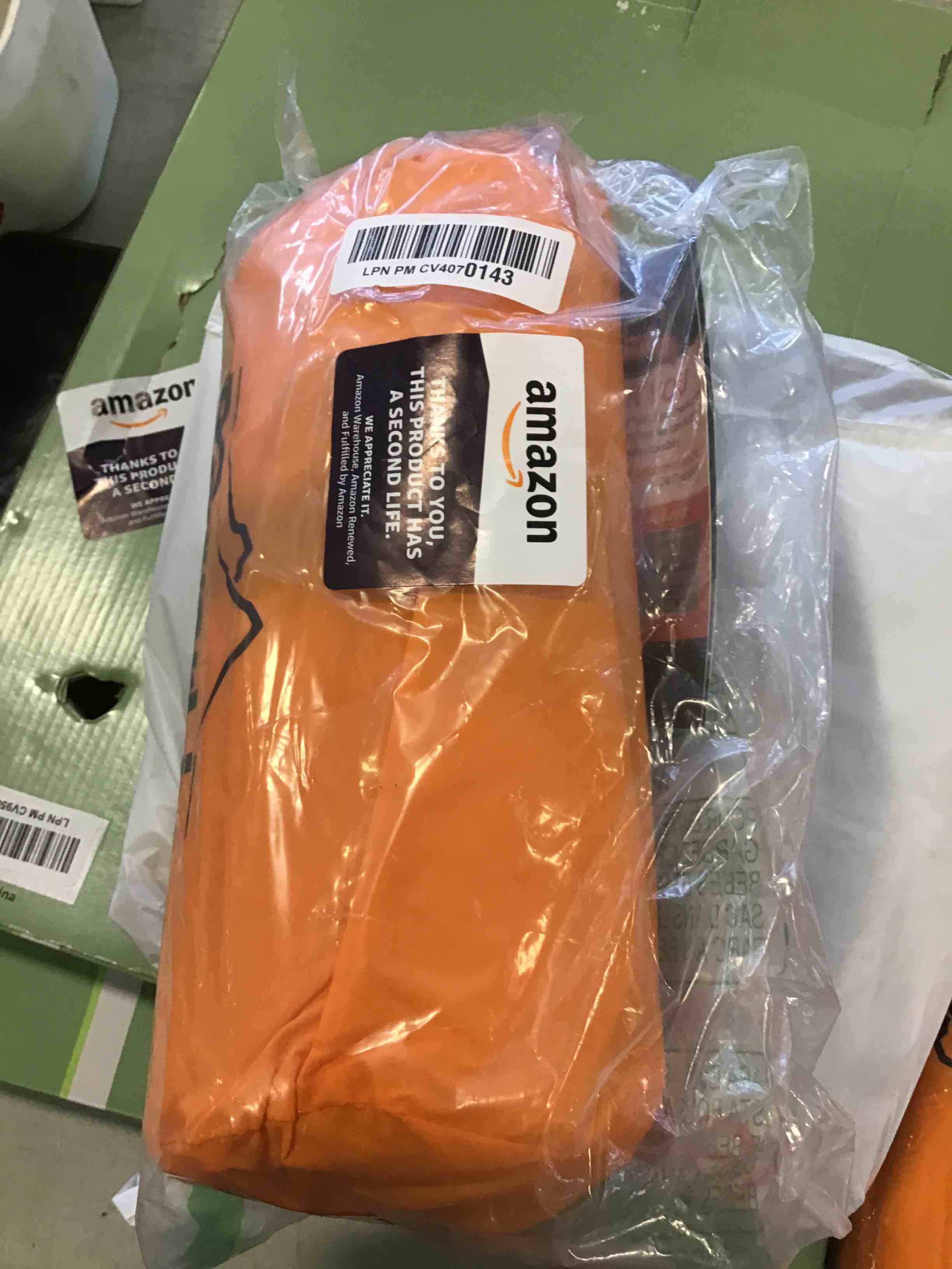 https://s3.amazonaws.com/lotting-images-prod/bidfta/BLU5966585_1708367823955.jpeg