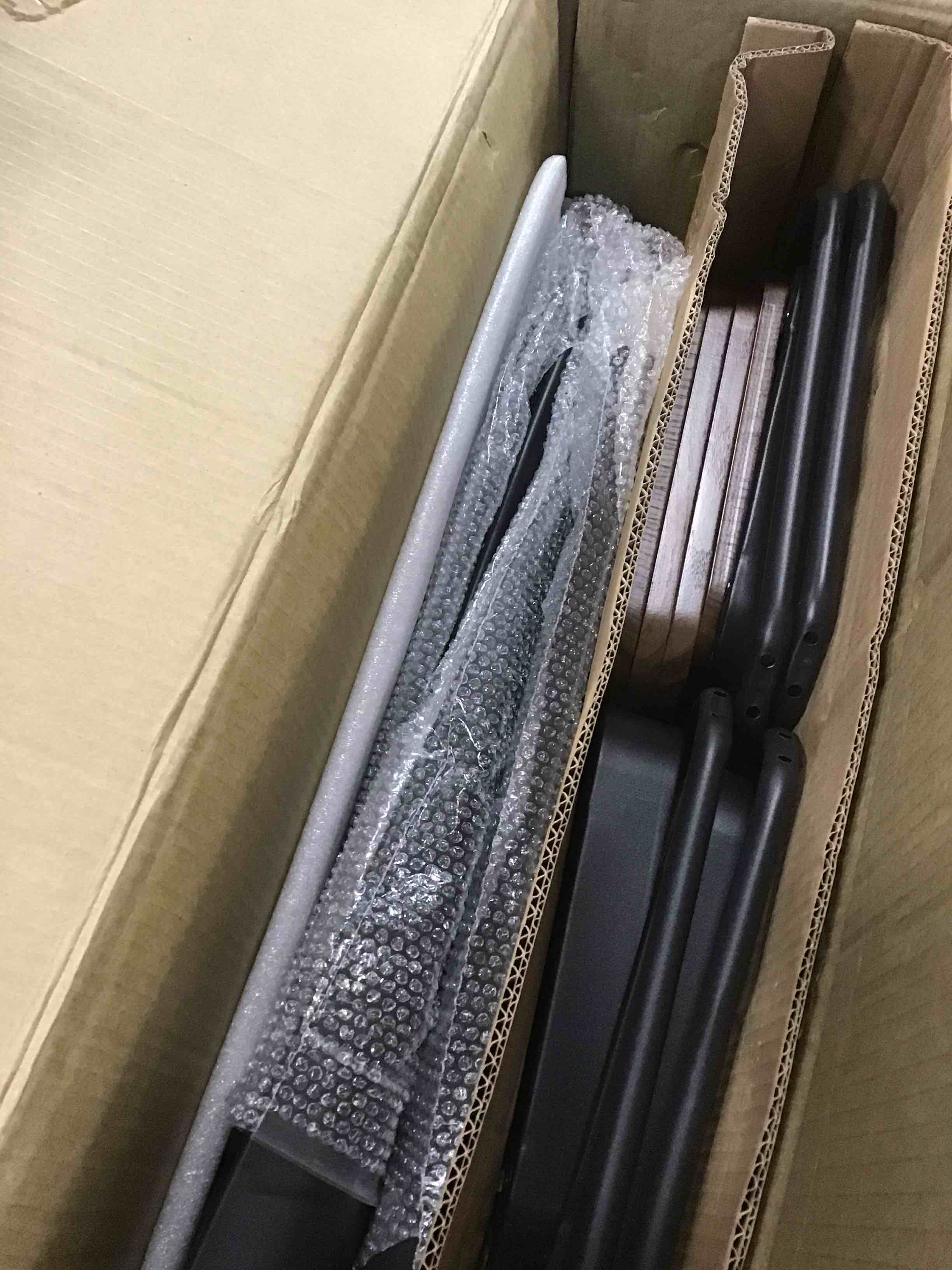https://s3.amazonaws.com/lotting-images-prod/bidfta/BLU5968247_1708195801507.jpeg