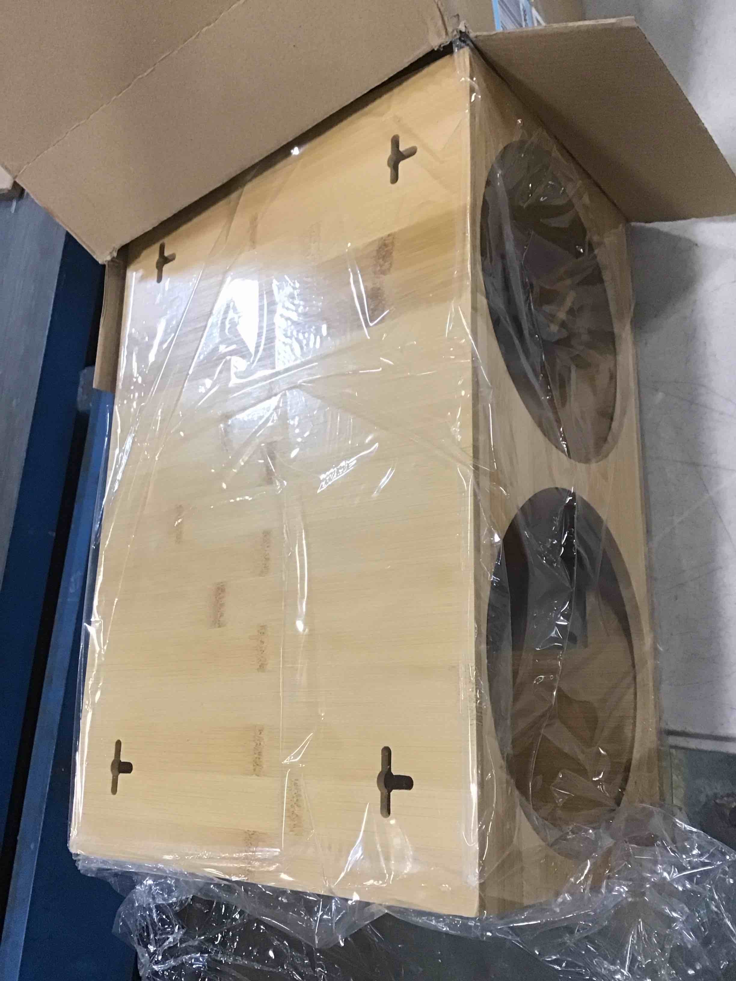 https://s3.amazonaws.com/lotting-images-prod/bidfta/BLU5968871_1708432759613.jpeg