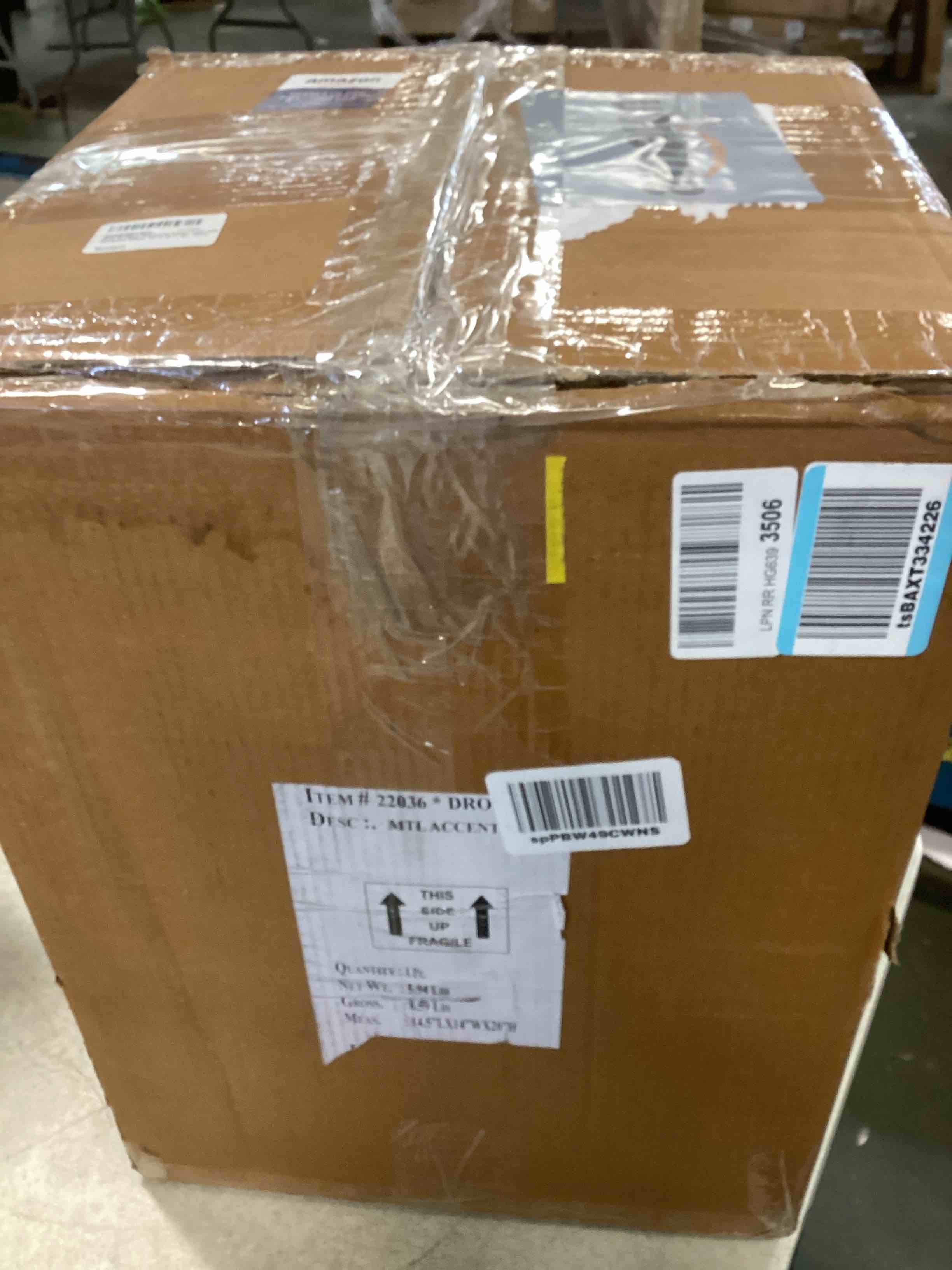 https://s3.amazonaws.com/lotting-images-prod/bidfta/BLU5969525_1708881455323.jpeg