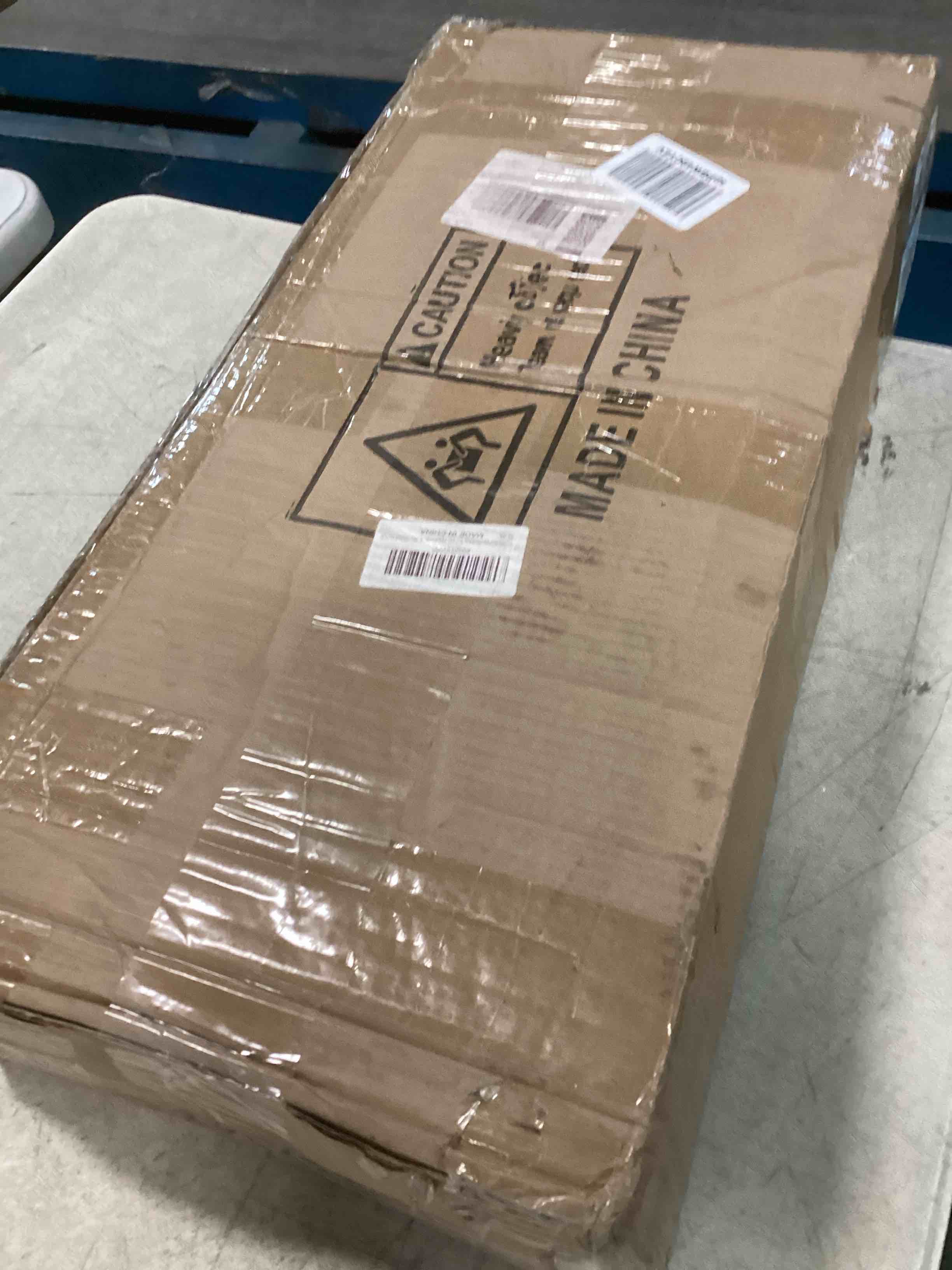 https://s3.amazonaws.com/lotting-images-prod/bidfta/BLU5969584_1708892872407.jpeg