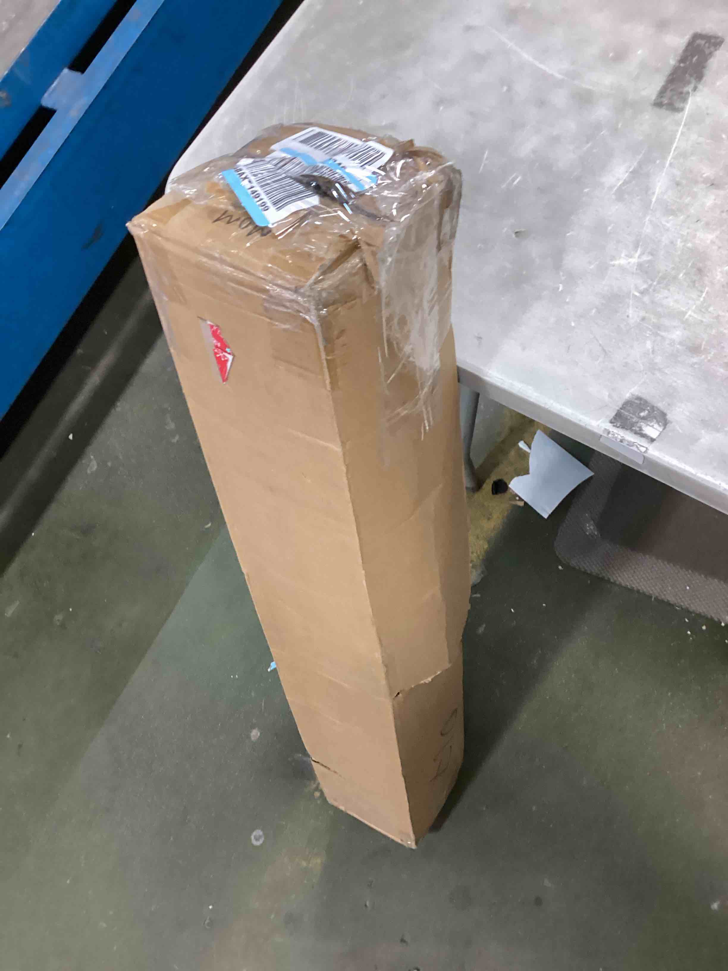 https://s3.amazonaws.com/lotting-images-prod/bidfta/BLU5970476_1708187223881.jpeg