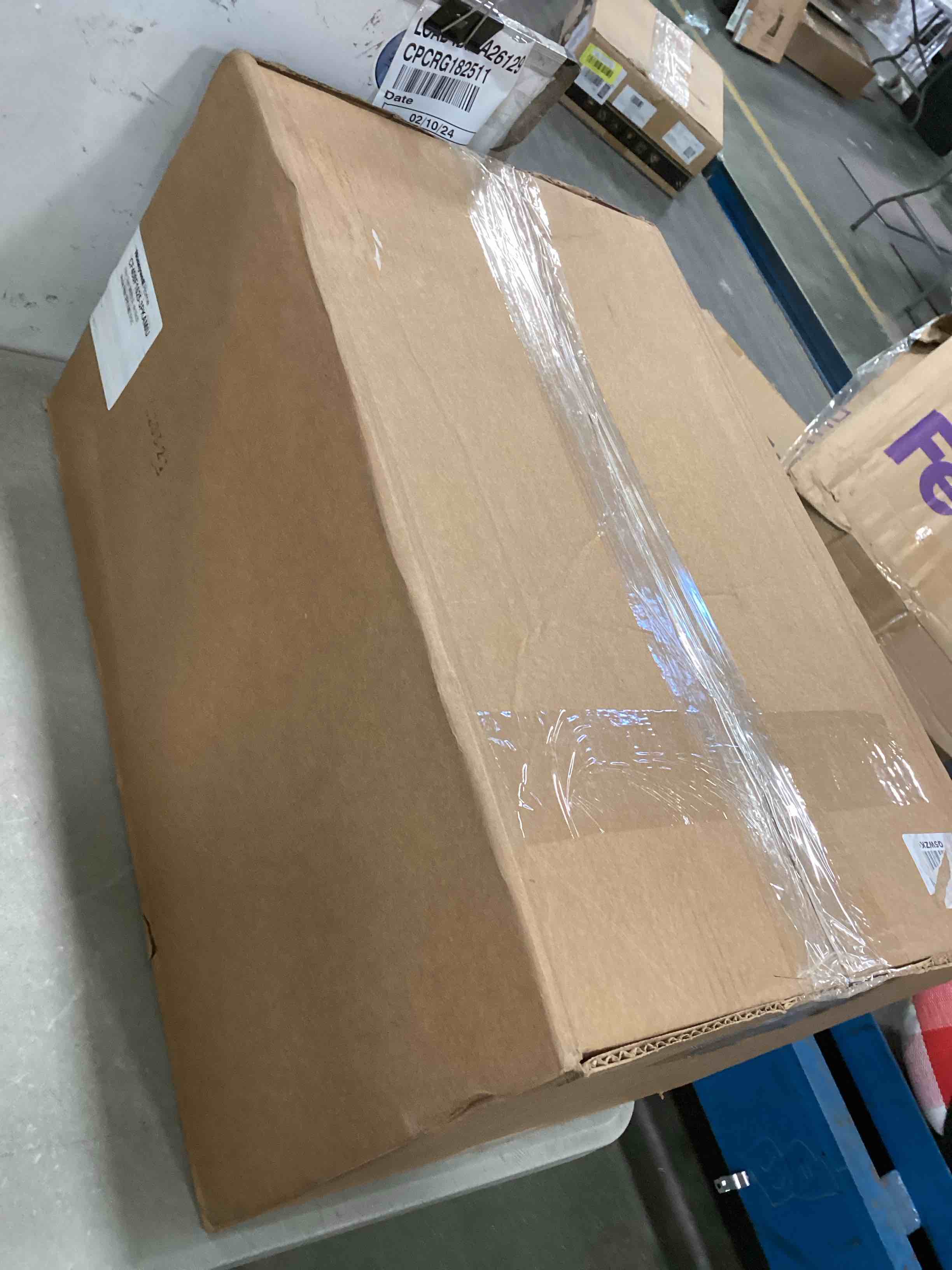 https://s3.amazonaws.com/lotting-images-prod/bidfta/BLU5970635_1708348533514.jpeg