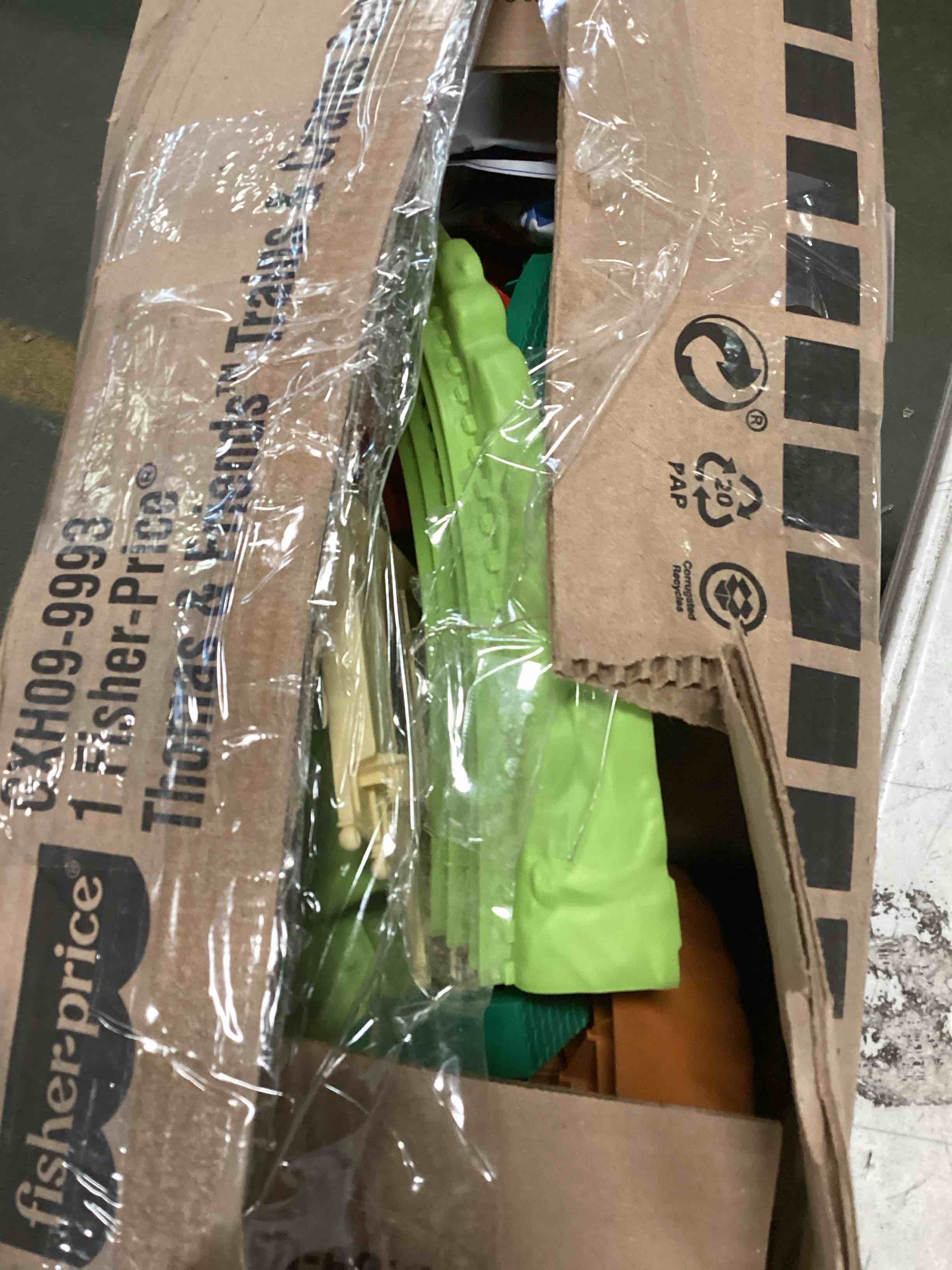 https://s3.amazonaws.com/lotting-images-prod/bidfta/BLU5970865_1708436746892.jpeg