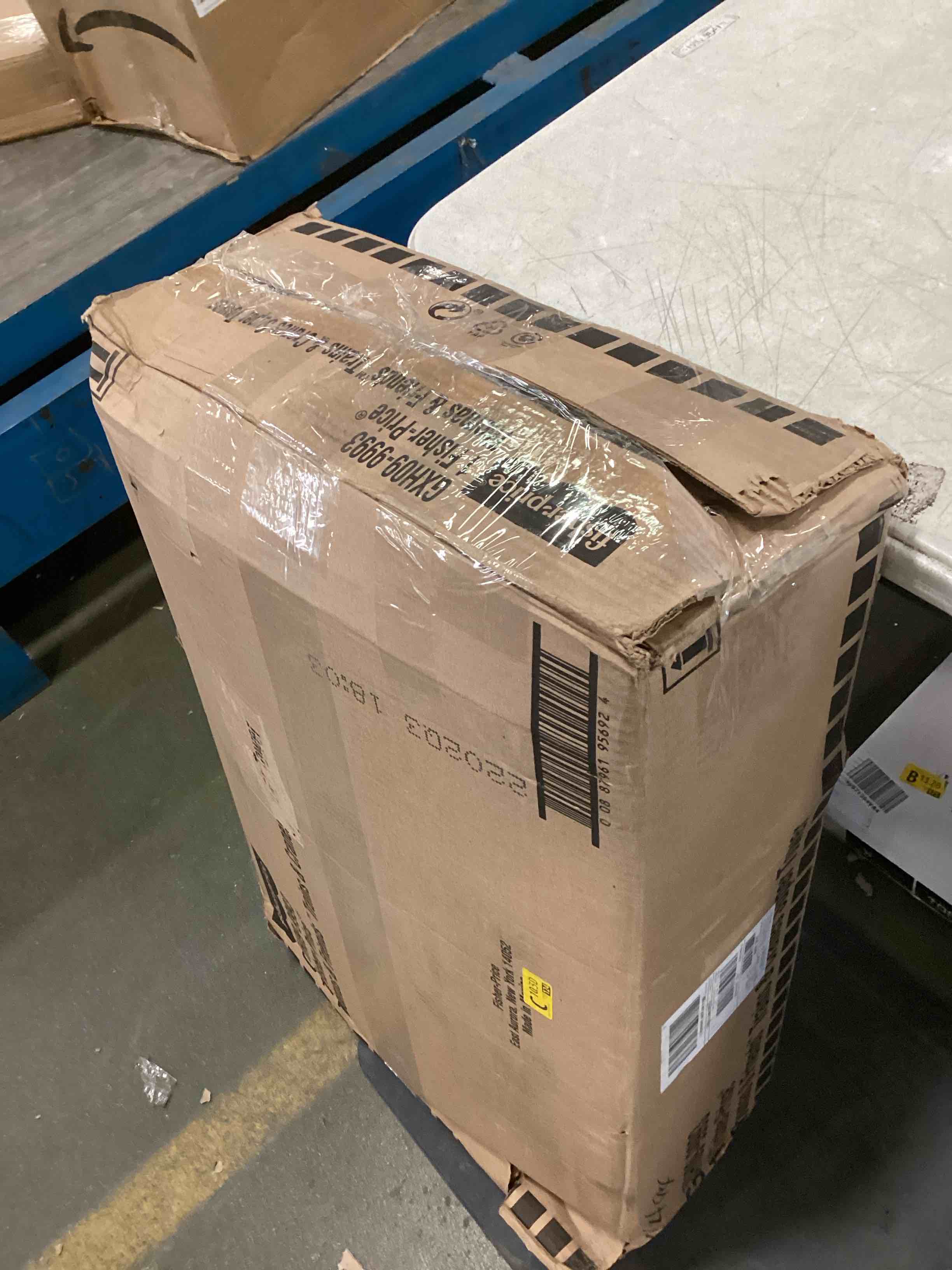 https://s3.amazonaws.com/lotting-images-prod/bidfta/BLU5970865_1708436762623.jpeg