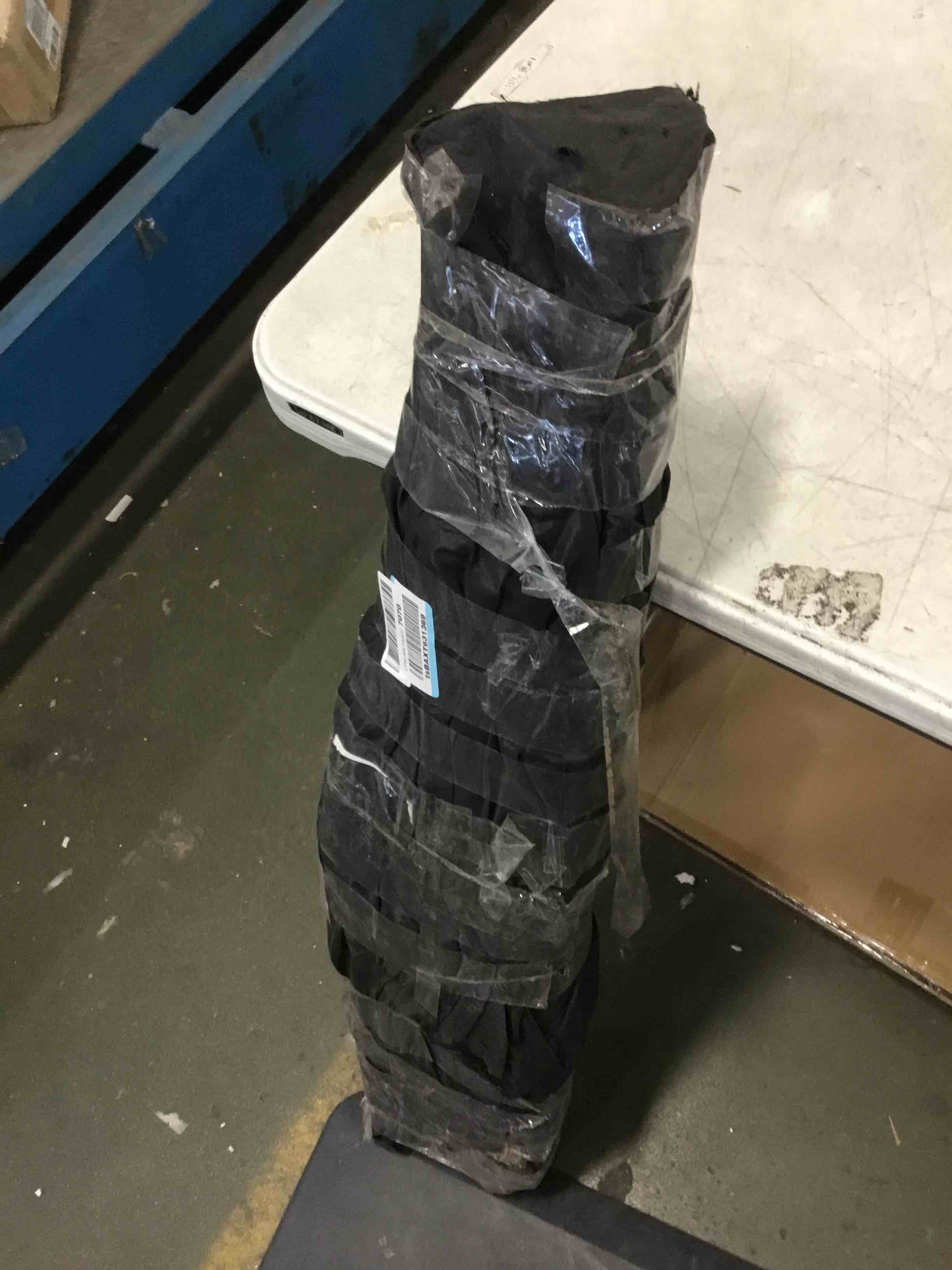 https://s3.amazonaws.com/lotting-images-prod/bidfta/BLU5970999_1708461381678.jpeg