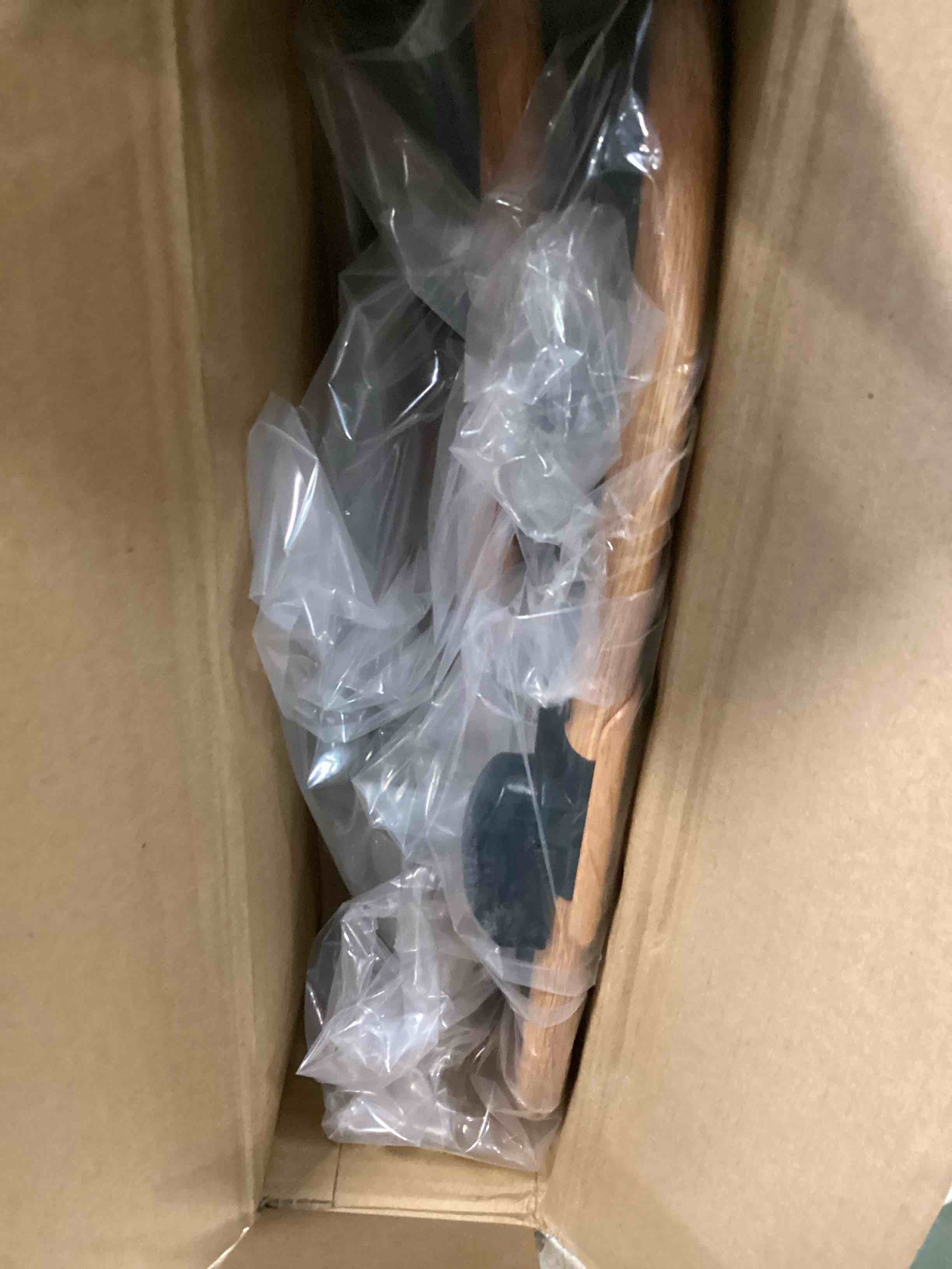https://s3.amazonaws.com/lotting-images-prod/bidfta/BLU5971073_1708521271205.jpeg