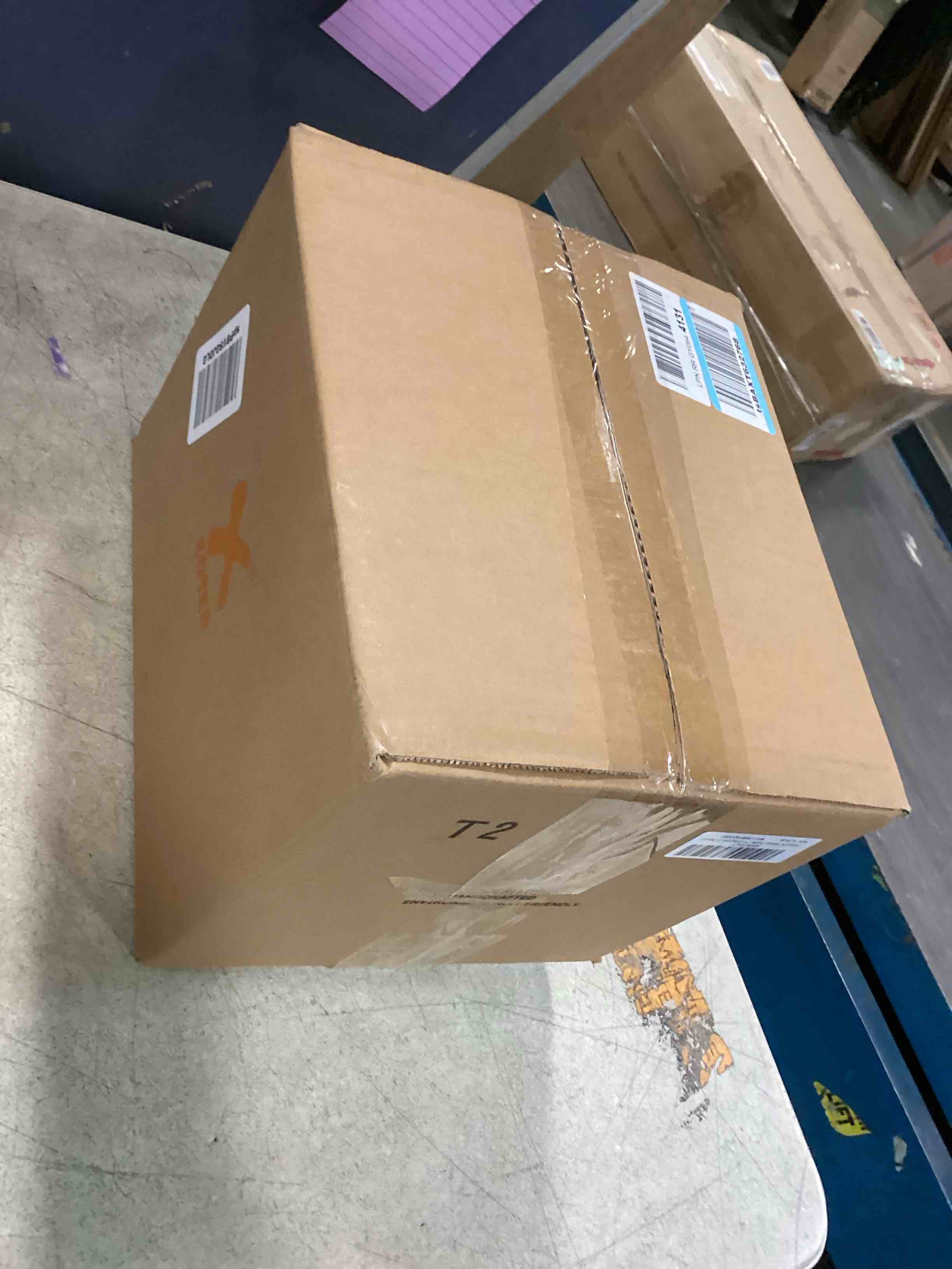 https://s3.amazonaws.com/lotting-images-prod/bidfta/BLU5971122_1708526974733.jpeg