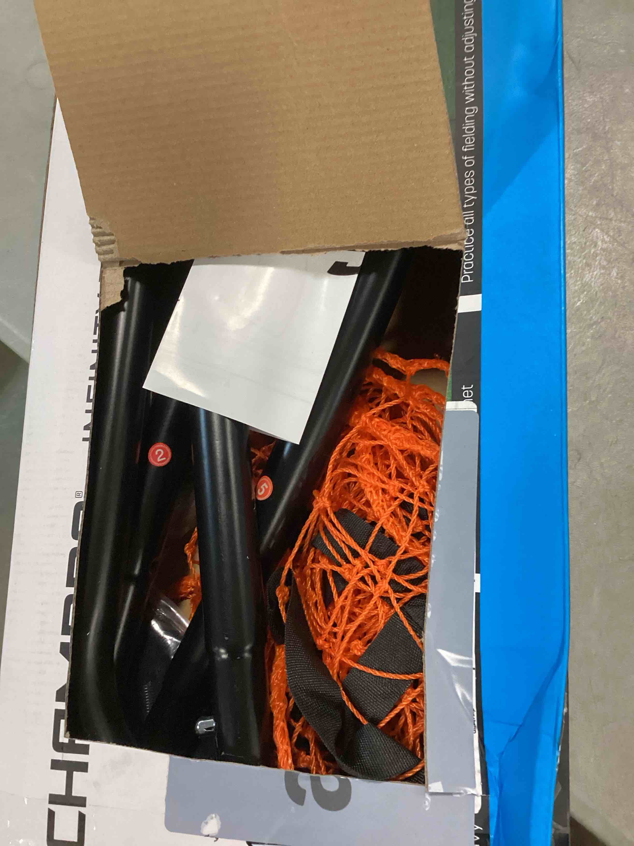 https://s3.amazonaws.com/lotting-images-prod/bidfta/BLU5971719_1708952761238.jpeg