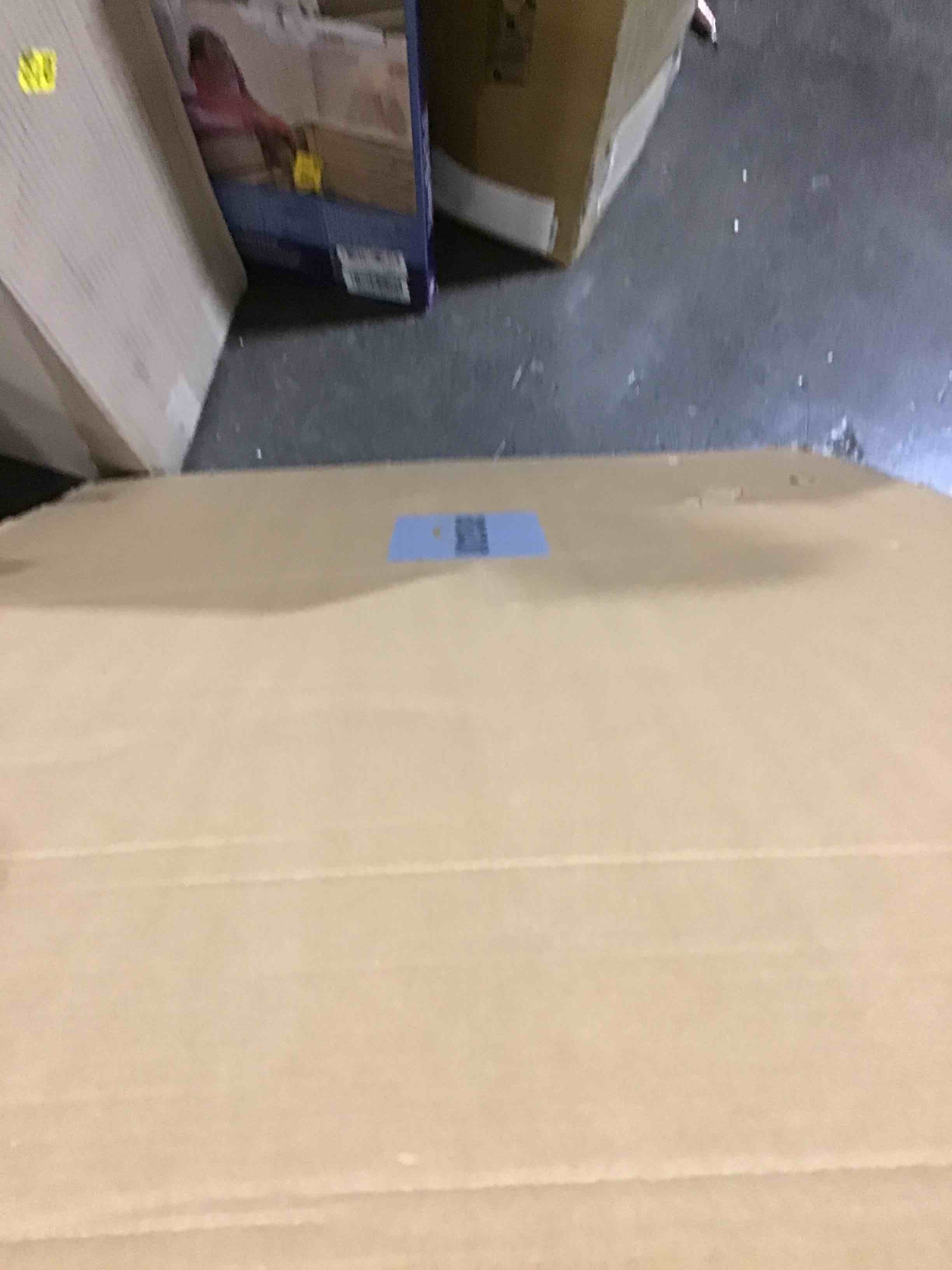 https://s3.amazonaws.com/lotting-images-prod/bidfta/BLU5972979_1709569844845.jpeg