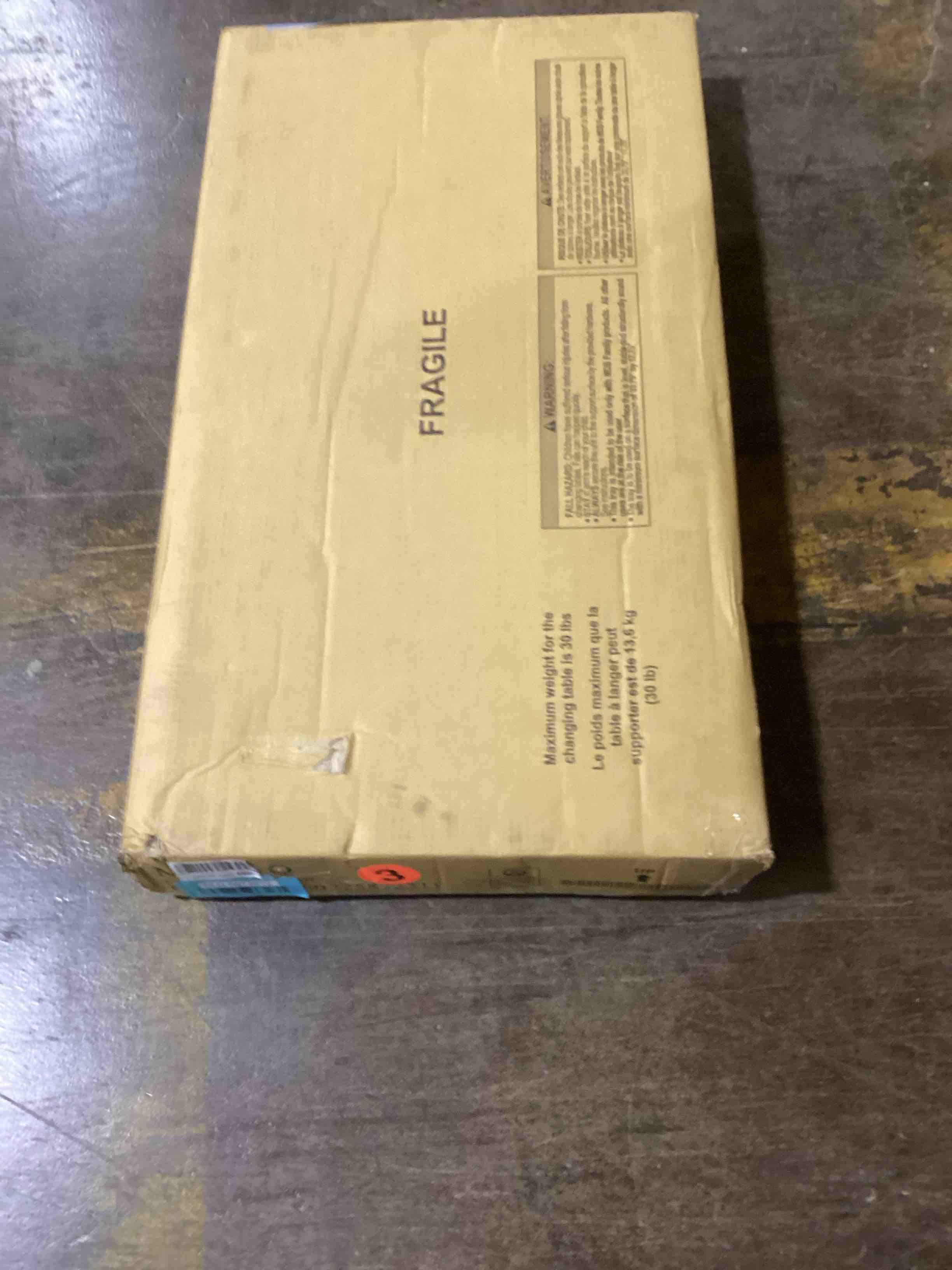 https://s3.amazonaws.com/lotting-images-prod/bidfta/BLU5973912_1709142955141.jpeg