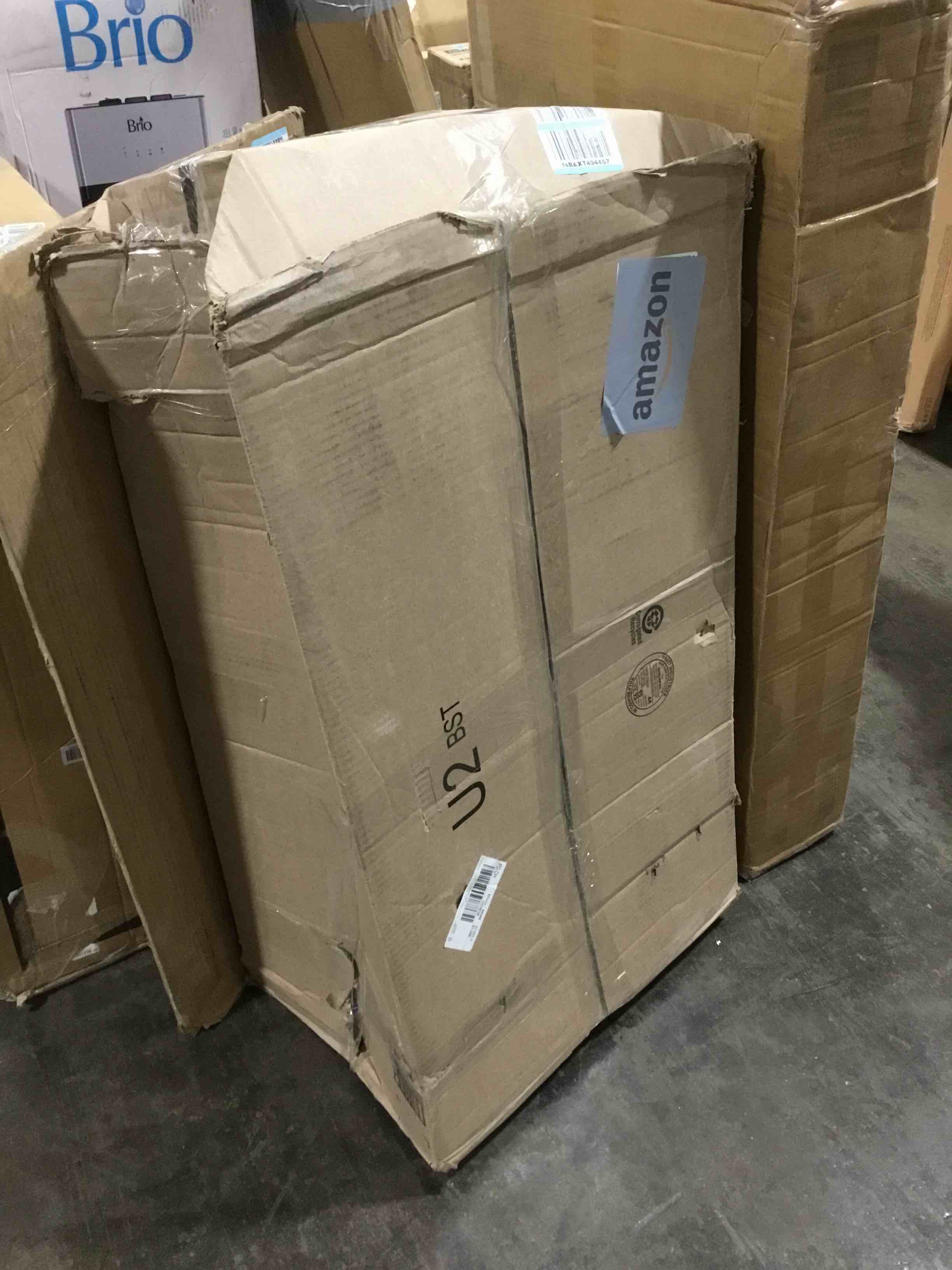 https://s3.amazonaws.com/lotting-images-prod/bidfta/BLU5974762_1709583149119.jpeg