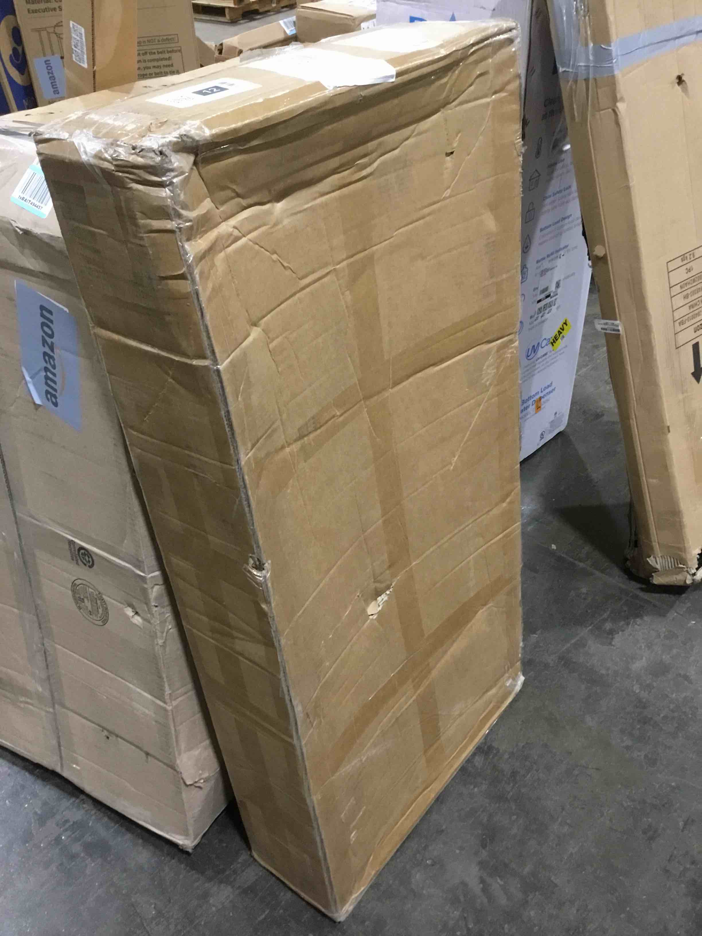 https://s3.amazonaws.com/lotting-images-prod/bidfta/BLU5974763_1709583254510.jpeg
