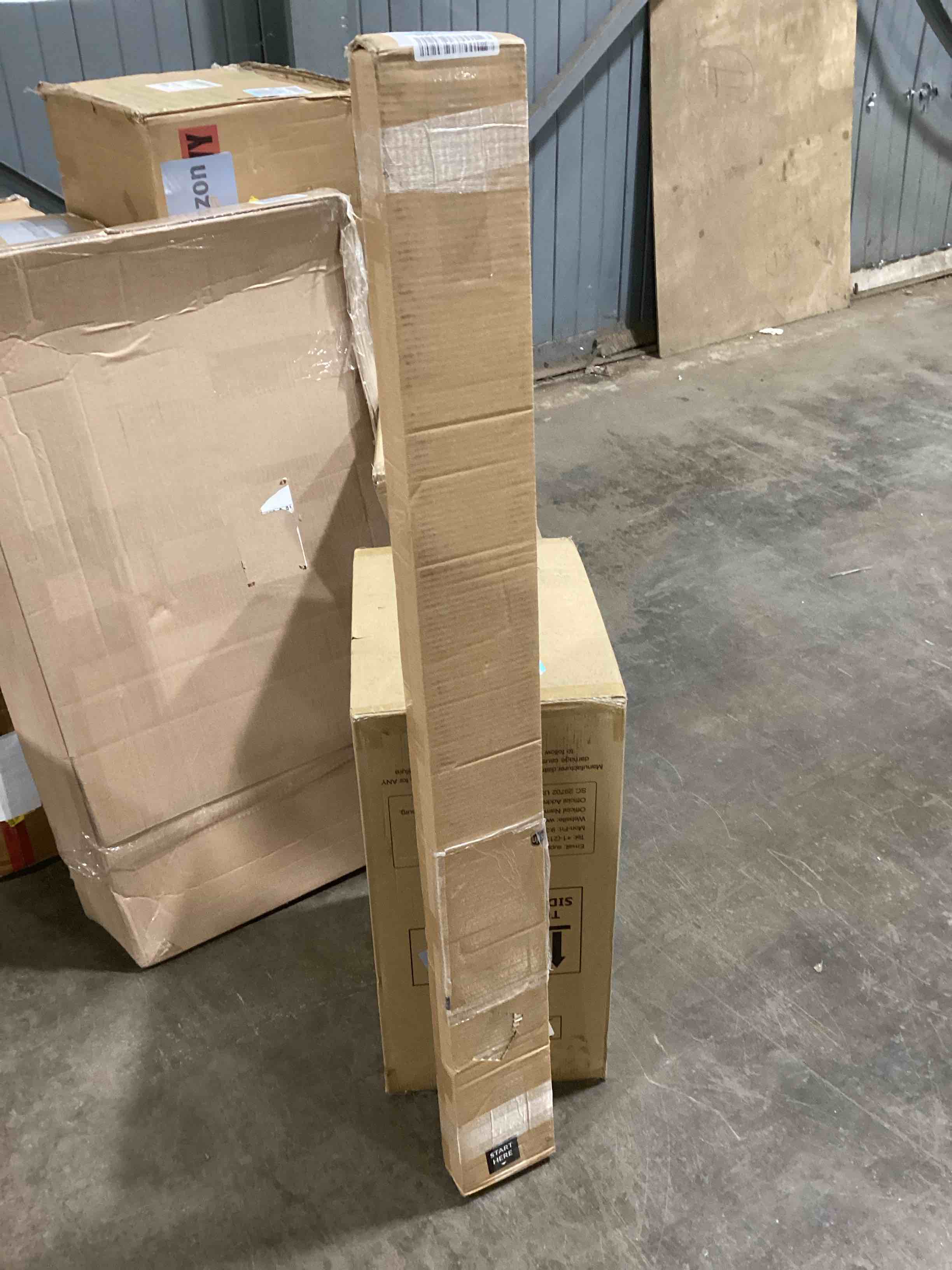 https://s3.amazonaws.com/lotting-images-prod/bidfta/BLU5974814_1709649023682.jpeg
