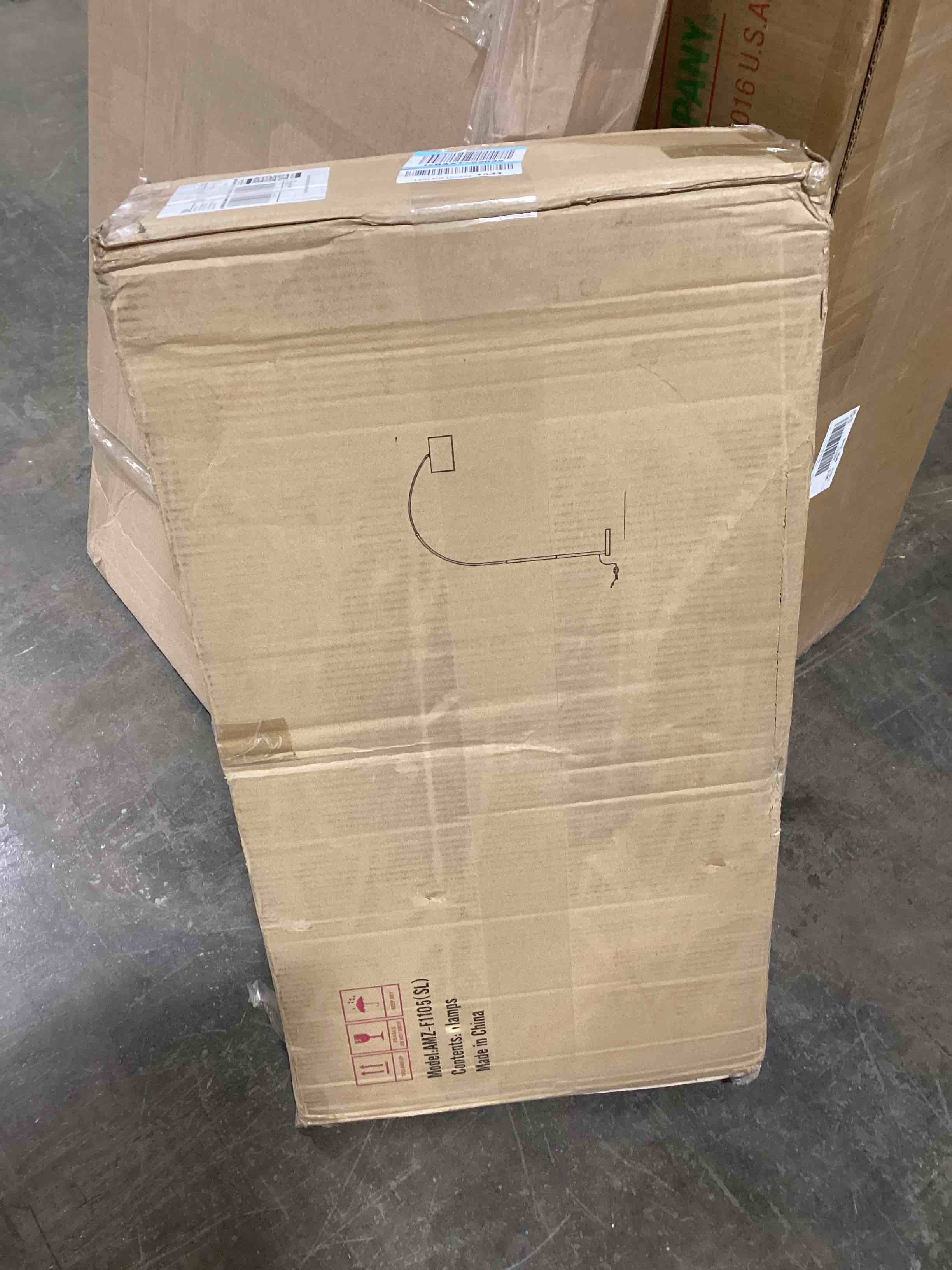 https://s3.amazonaws.com/lotting-images-prod/bidfta/BLU5974817_1709649282143.jpeg
