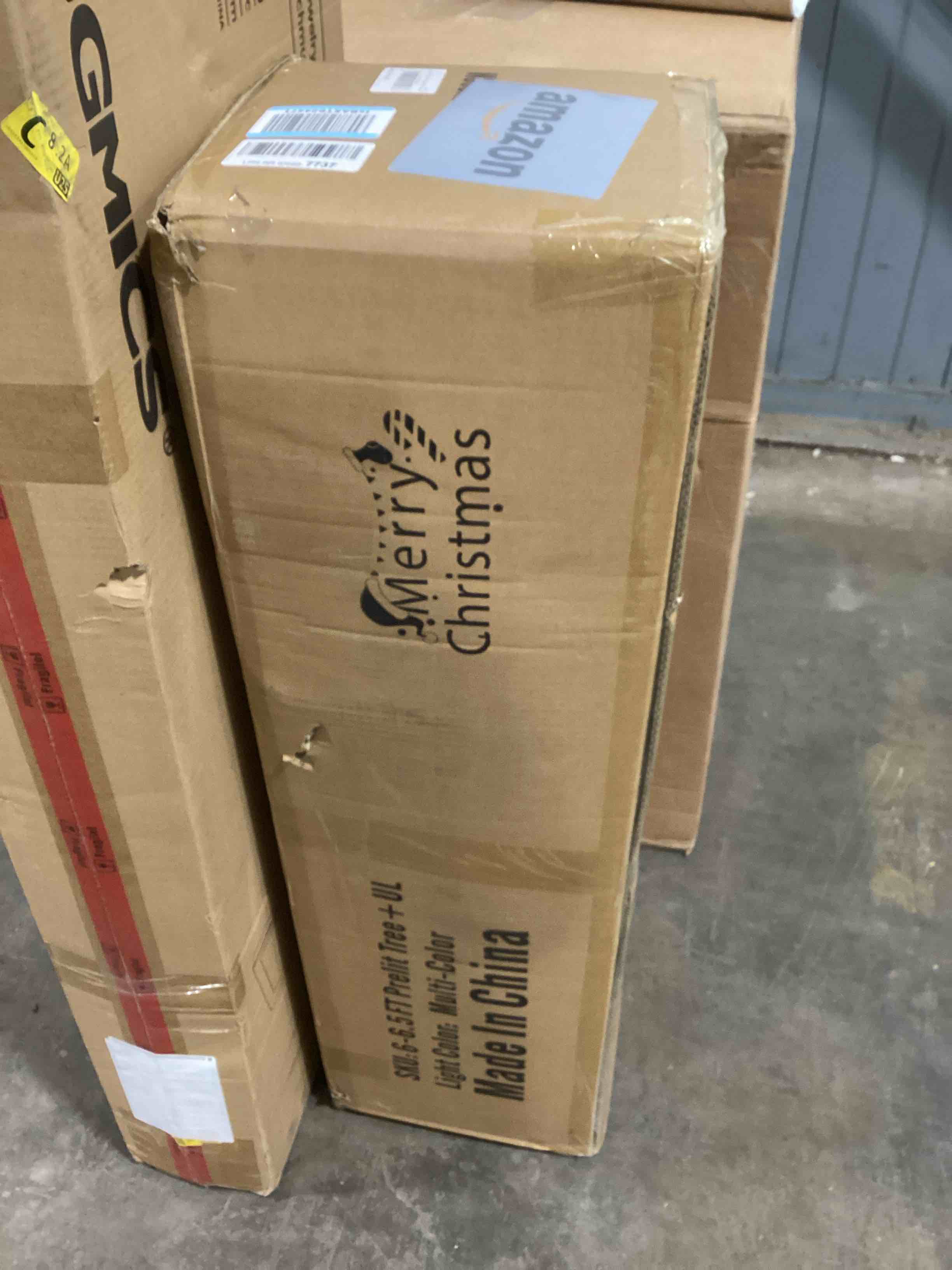 https://s3.amazonaws.com/lotting-images-prod/bidfta/BLU5974820_1709649515354.jpeg