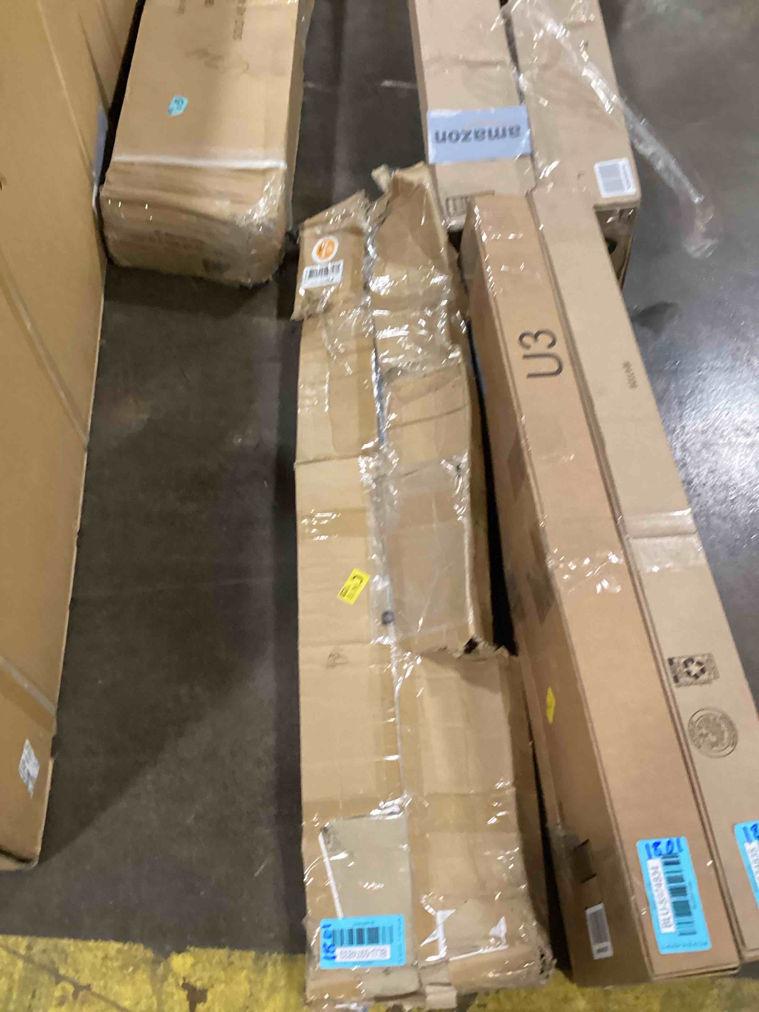 https://s3.amazonaws.com/lotting-images-prod/bidfta/BLU5974833_1709586642288.jpeg