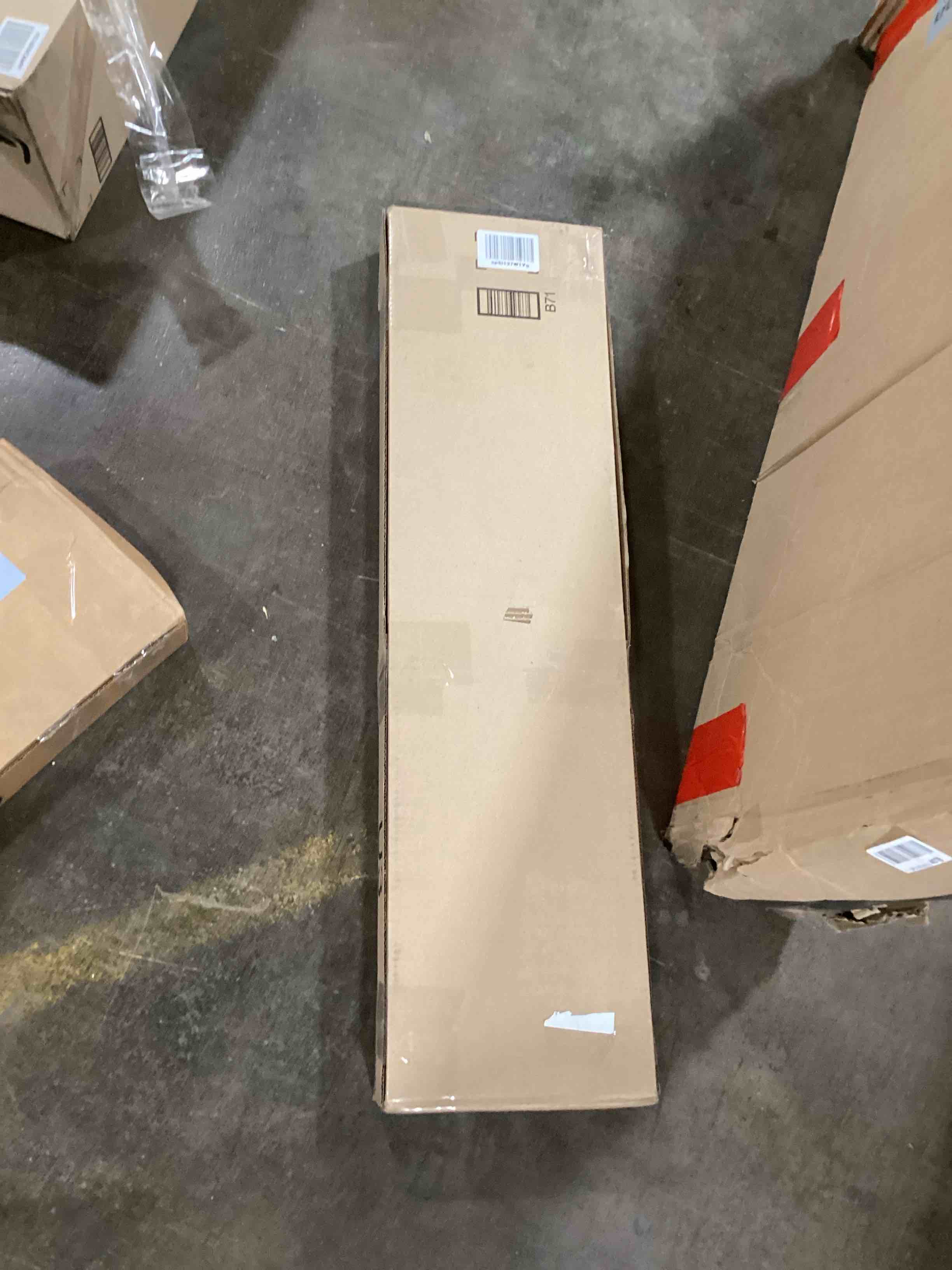 https://s3.amazonaws.com/lotting-images-prod/bidfta/BLU5974835_1709586748363.jpeg