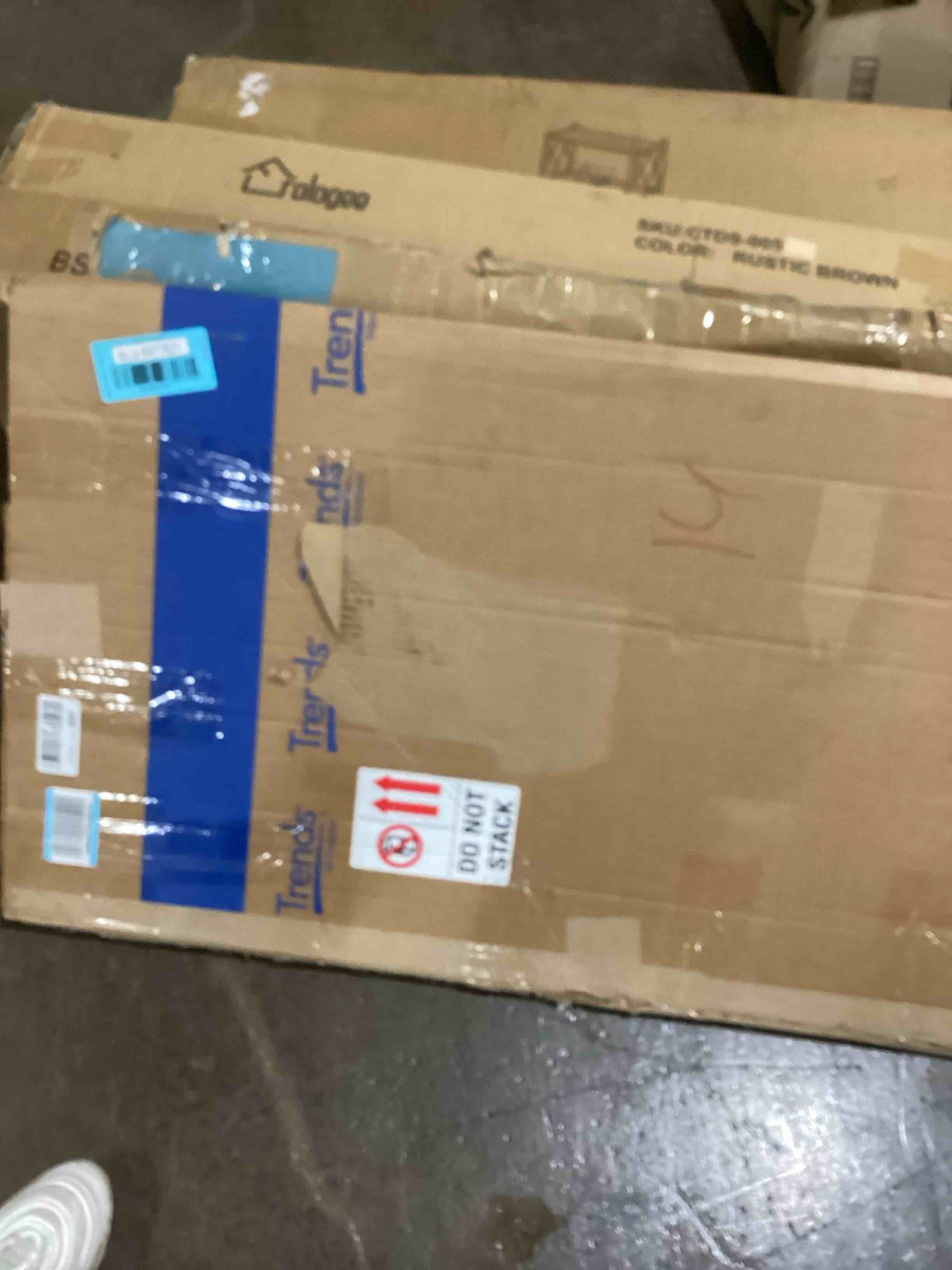https://s3.amazonaws.com/lotting-images-prod/bidfta/BLU5977831_1709138321780.jpeg