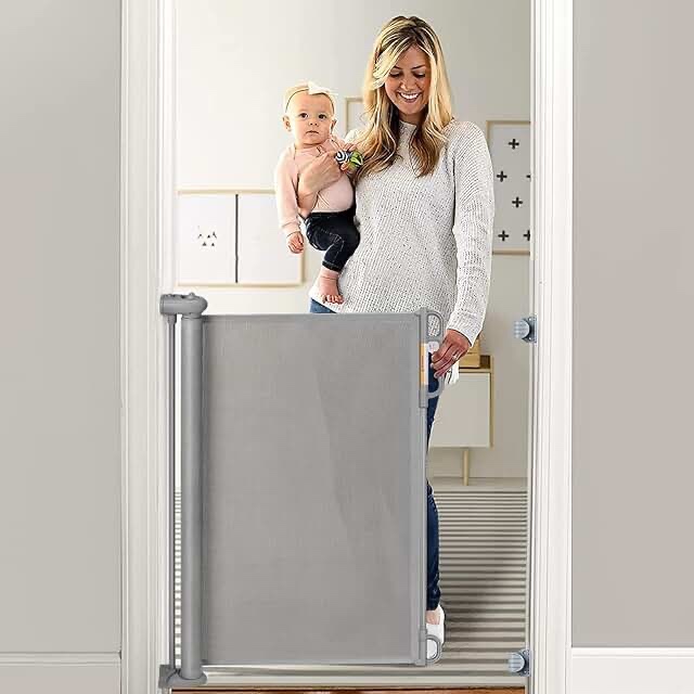momcozy, retractable baby gate