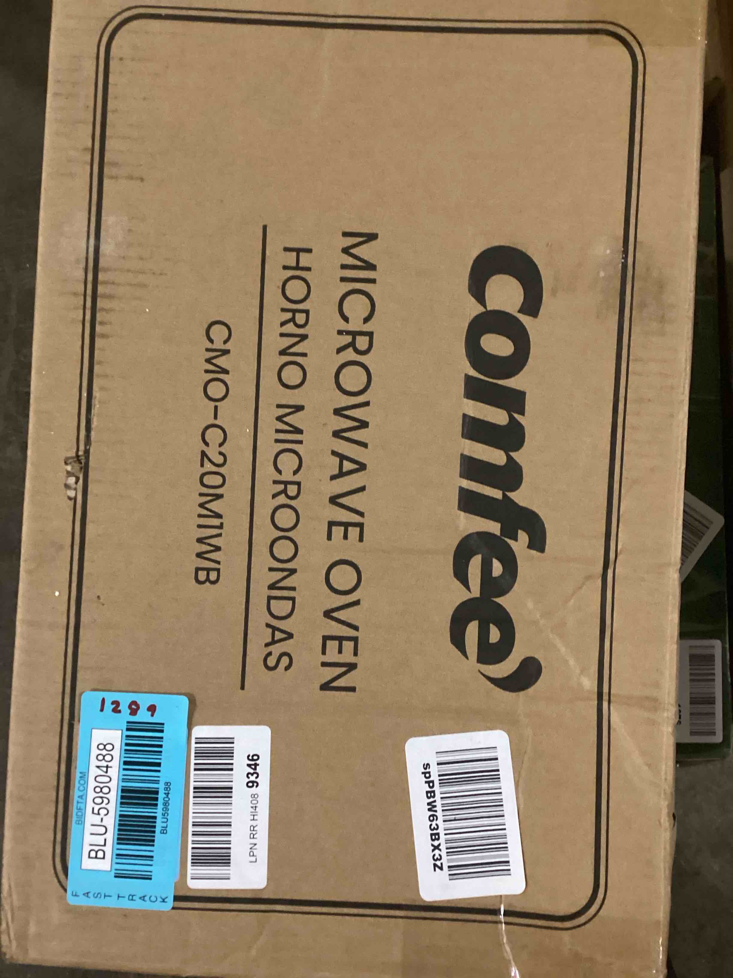 https://s3.amazonaws.com/lotting-images-prod/bidfta/BLU5980488_1707948839848.jpeg