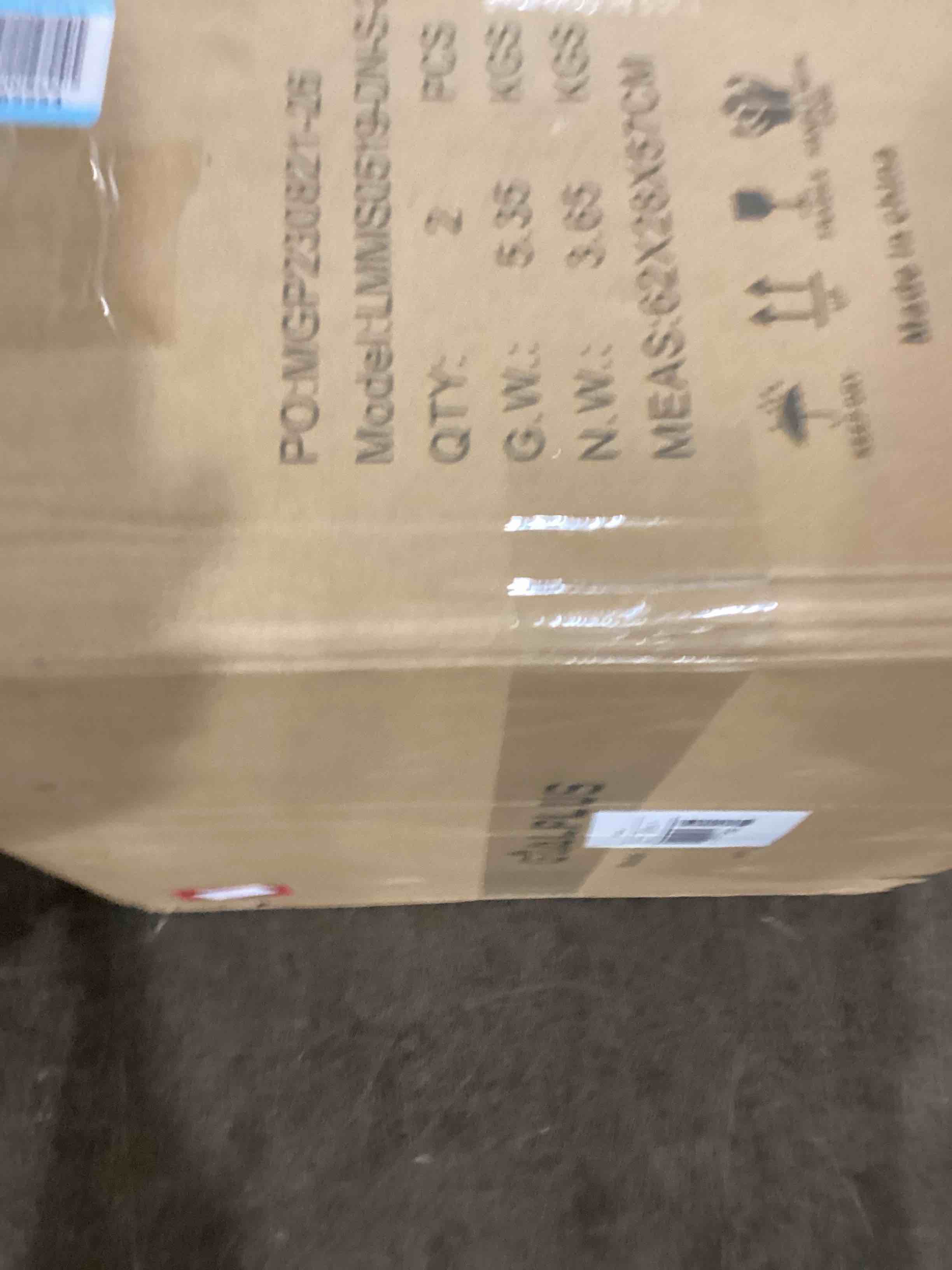 https://s3.amazonaws.com/lotting-images-prod/bidfta/BLU5980504_1707948311158.jpeg
