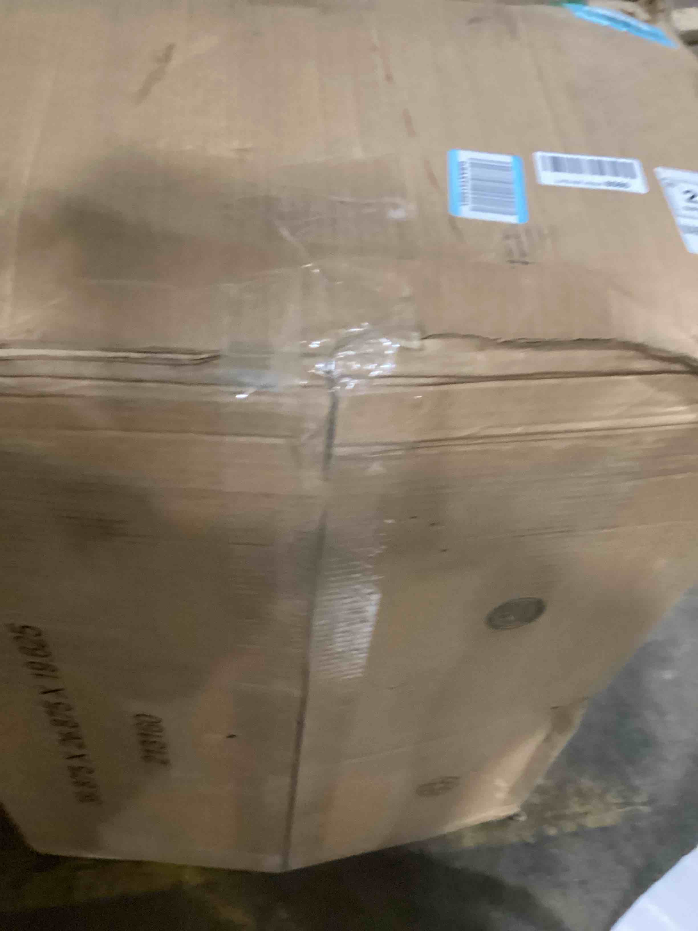 https://s3.amazonaws.com/lotting-images-prod/bidfta/BLU5981440_1708373308539.jpeg