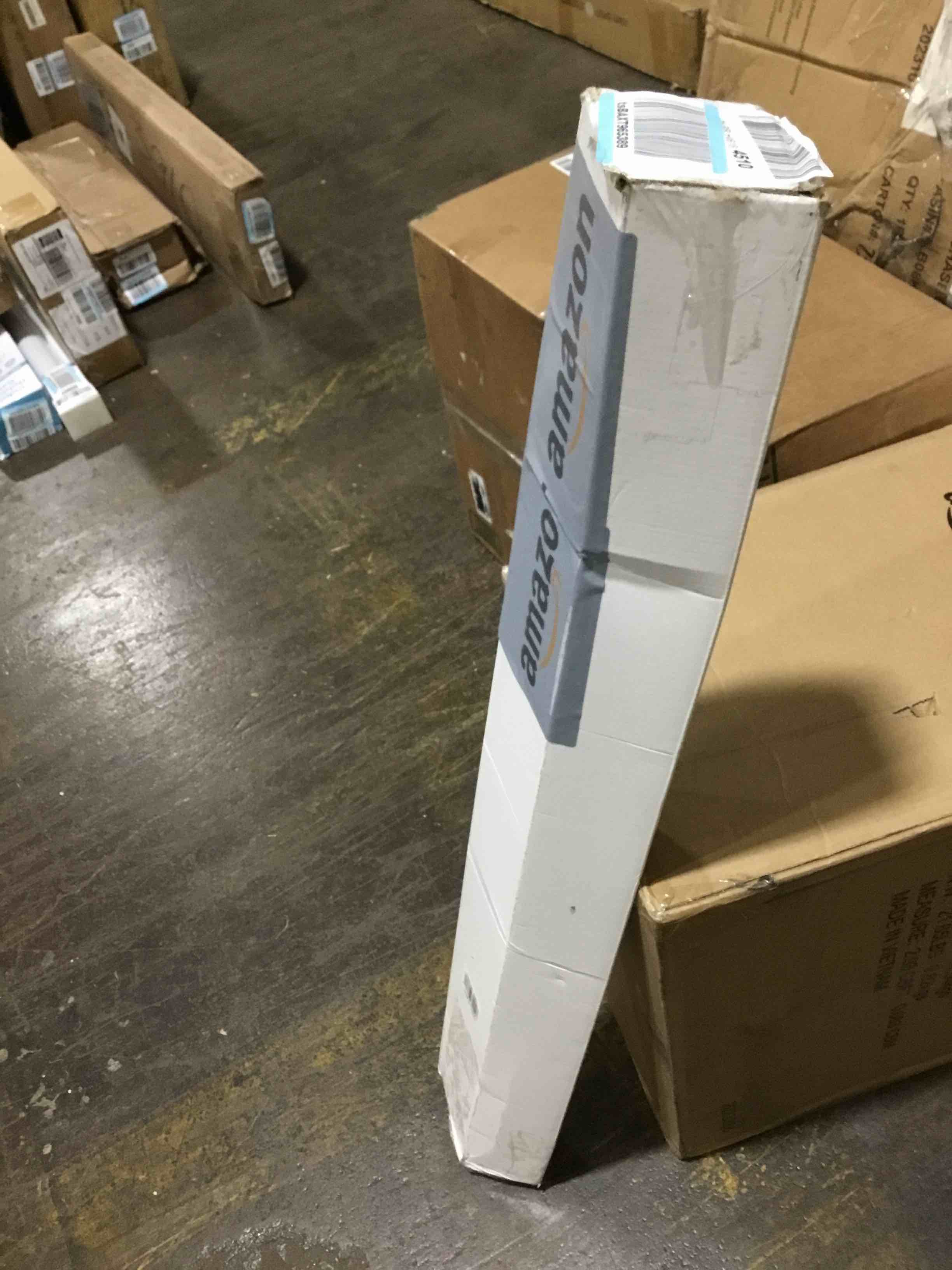 https://s3.amazonaws.com/lotting-images-prod/bidfta/BLU5981851_1708961114101.jpeg