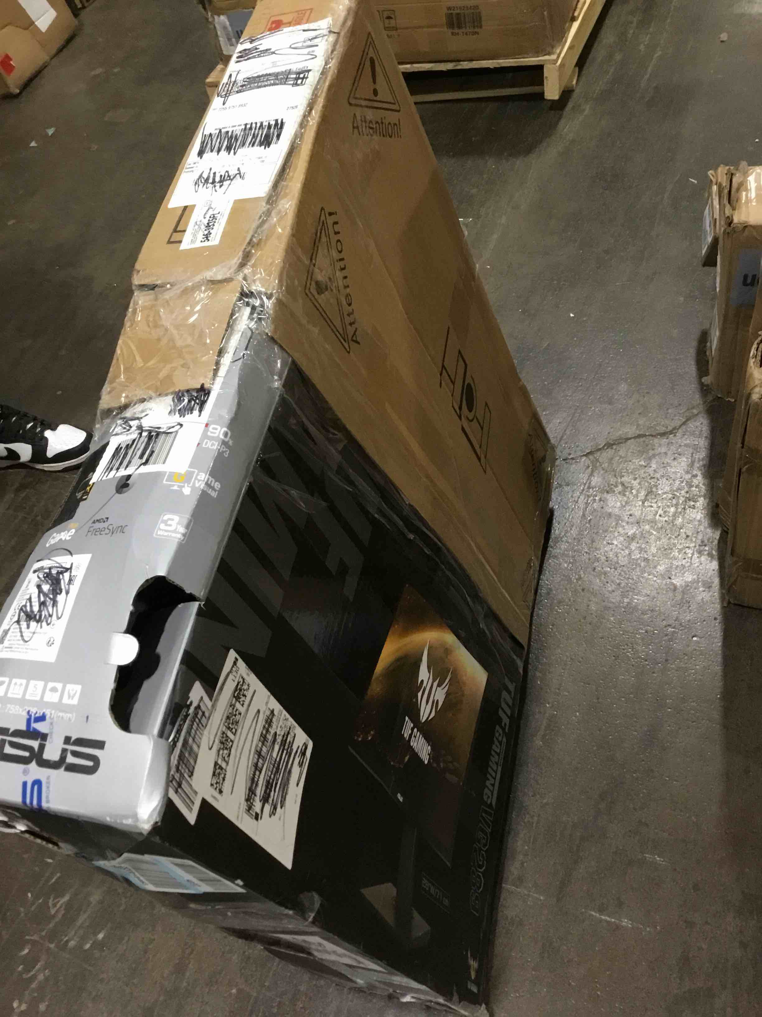https://s3.amazonaws.com/lotting-images-prod/bidfta/BLU5981872_1708958324701.jpeg