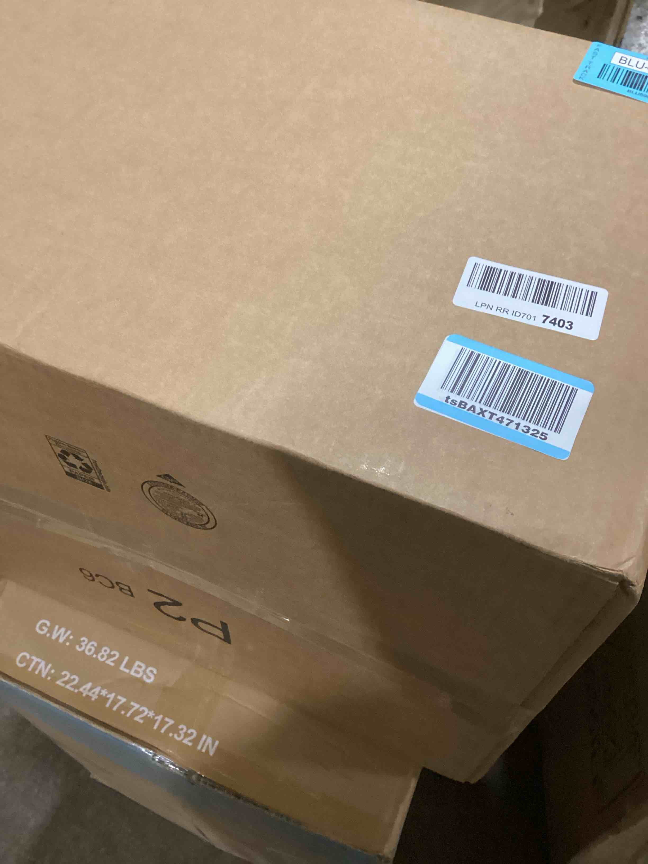 https://s3.amazonaws.com/lotting-images-prod/bidfta/BLU5981921_1708978546801.jpeg