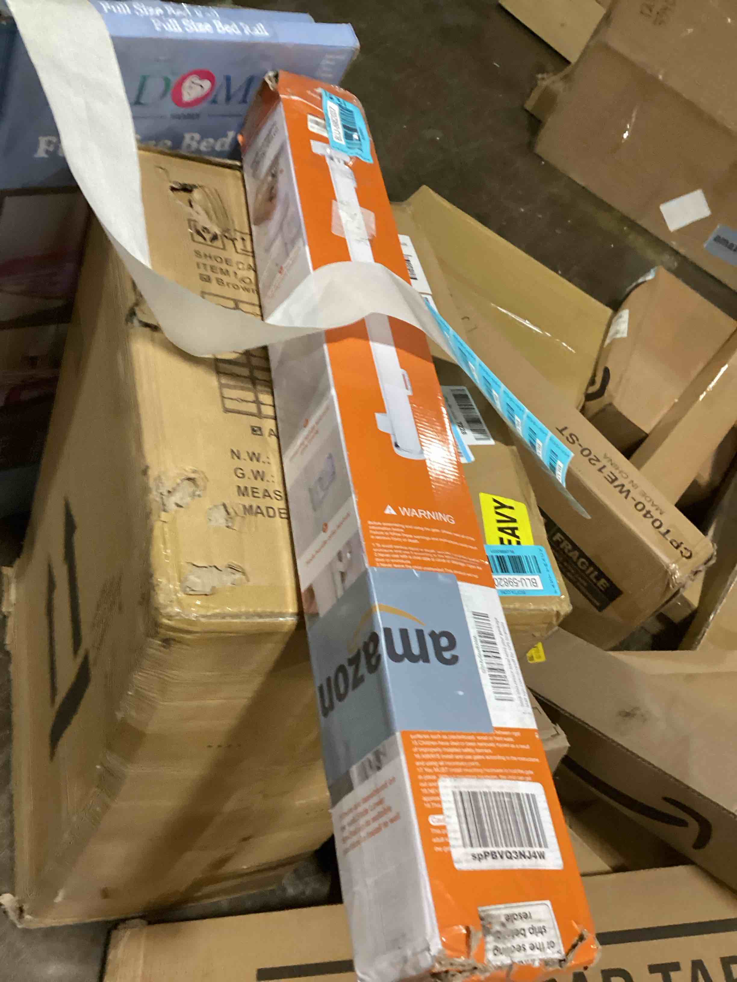 https://s3.amazonaws.com/lotting-images-prod/bidfta/BLU5982037_1709138567707.jpeg