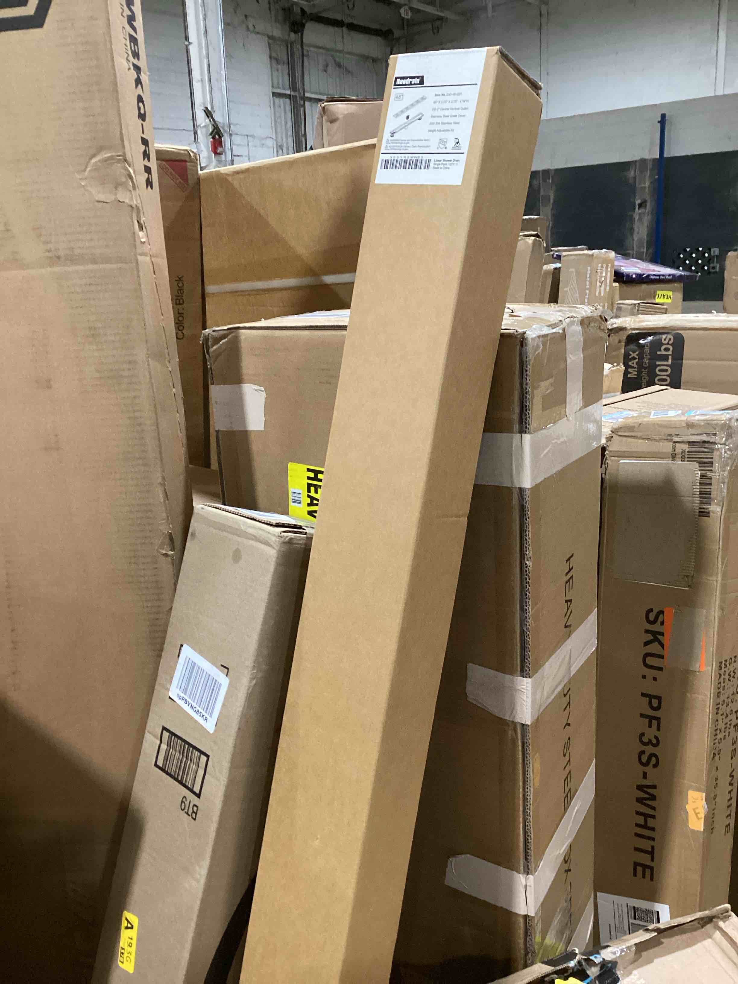 https://s3.amazonaws.com/lotting-images-prod/bidfta/BLU5982059_1709129496492.jpeg