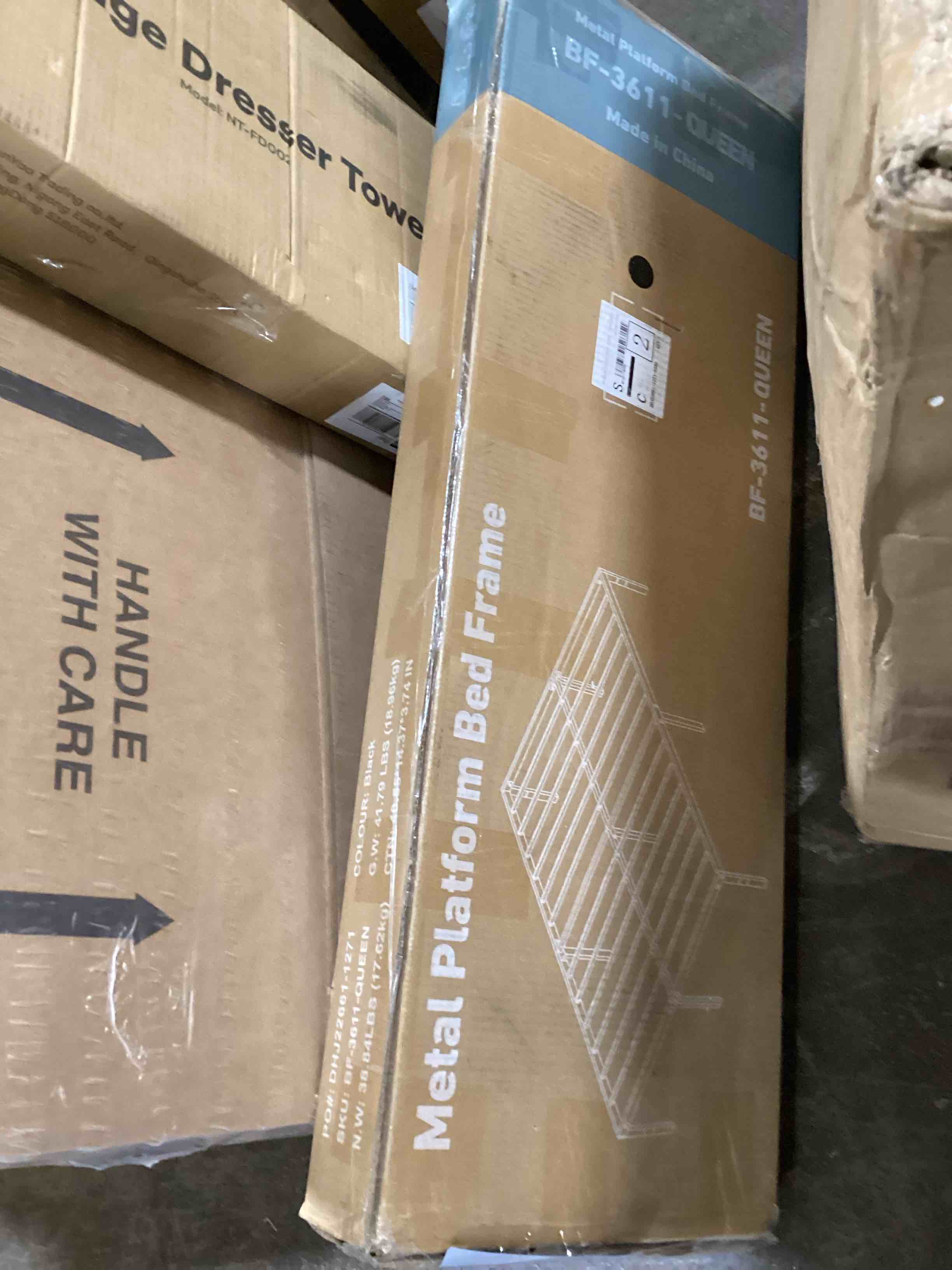 https://s3.amazonaws.com/lotting-images-prod/bidfta/BLU5982063_1709130176806.jpeg