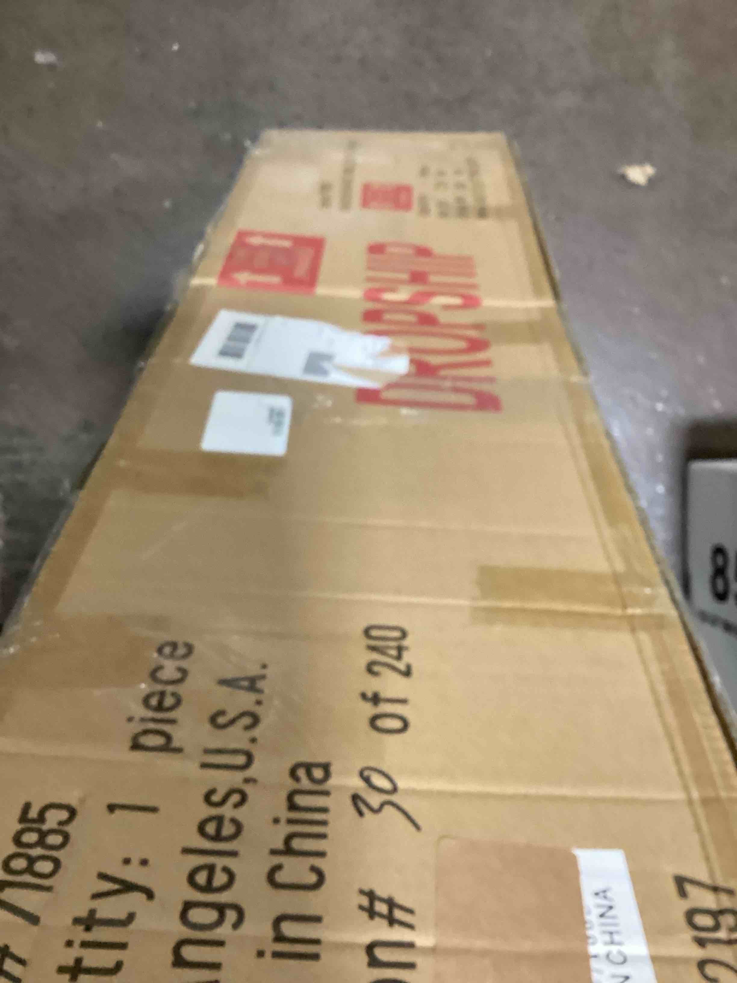 https://s3.amazonaws.com/lotting-images-prod/bidfta/BLU5982680_1707858656892.jpeg