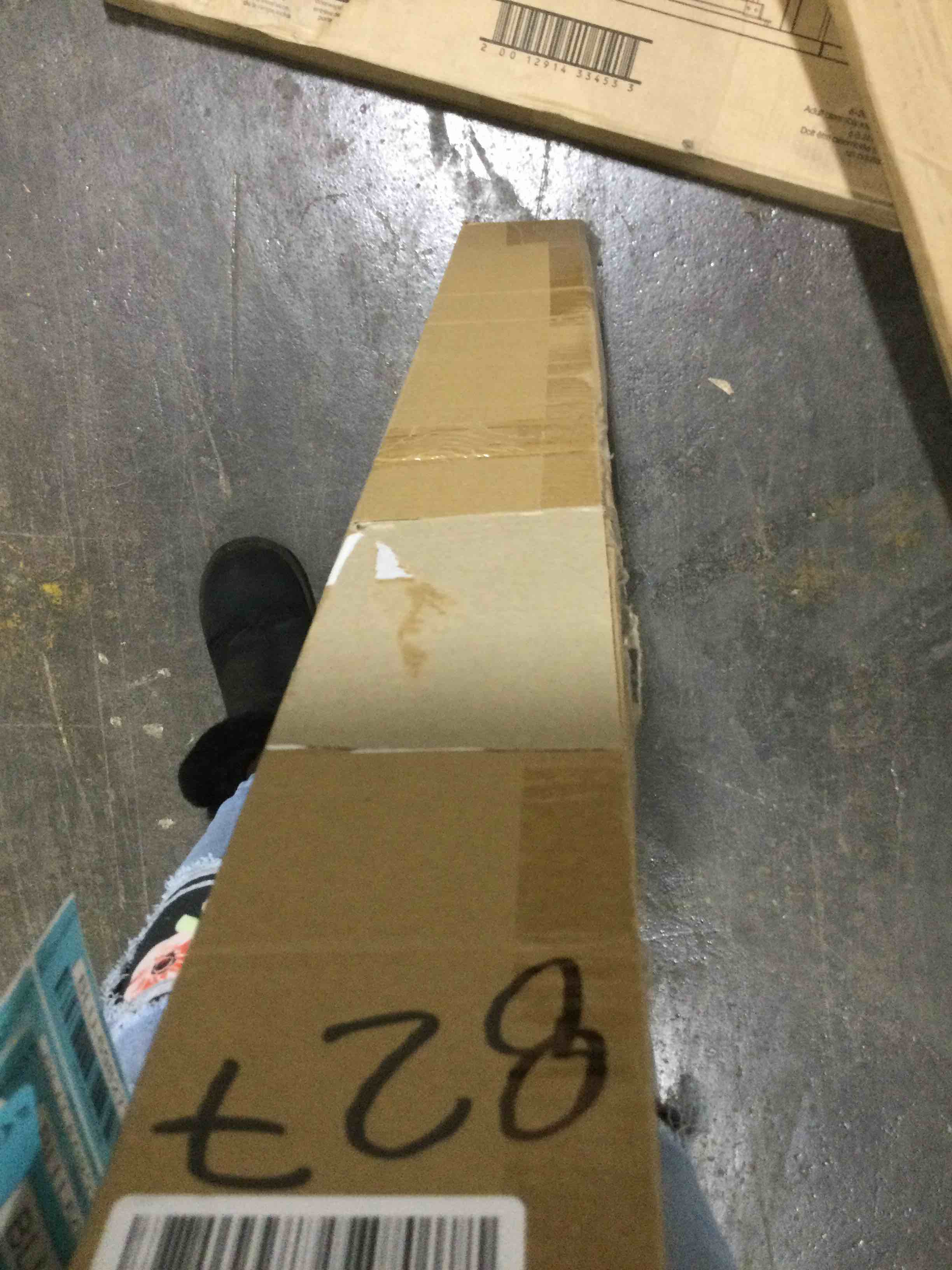 https://s3.amazonaws.com/lotting-images-prod/bidfta/BLU5982718_1707919051314.jpeg