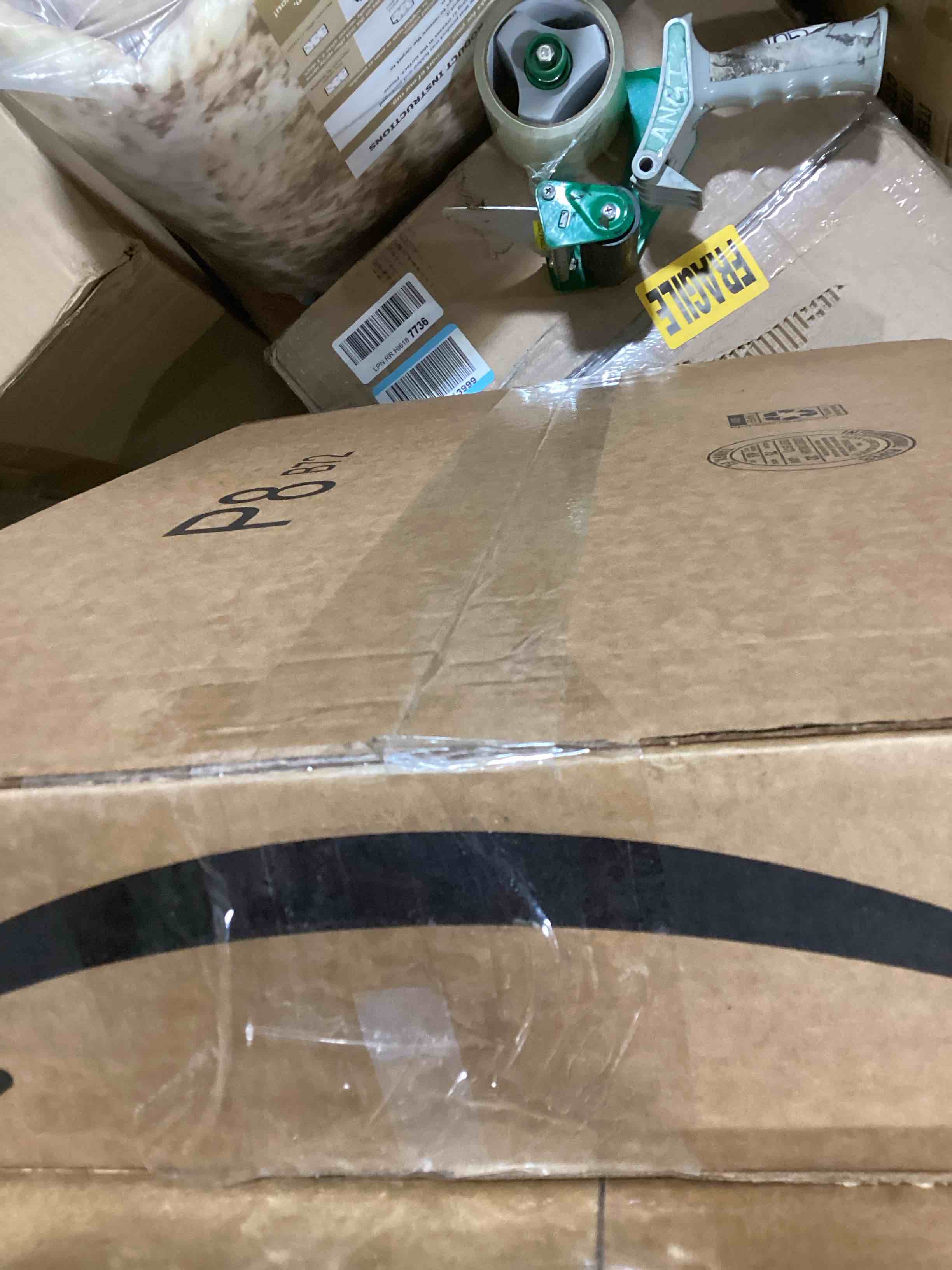 https://s3.amazonaws.com/lotting-images-prod/bidfta/BLU5982816_1707943847532.jpeg