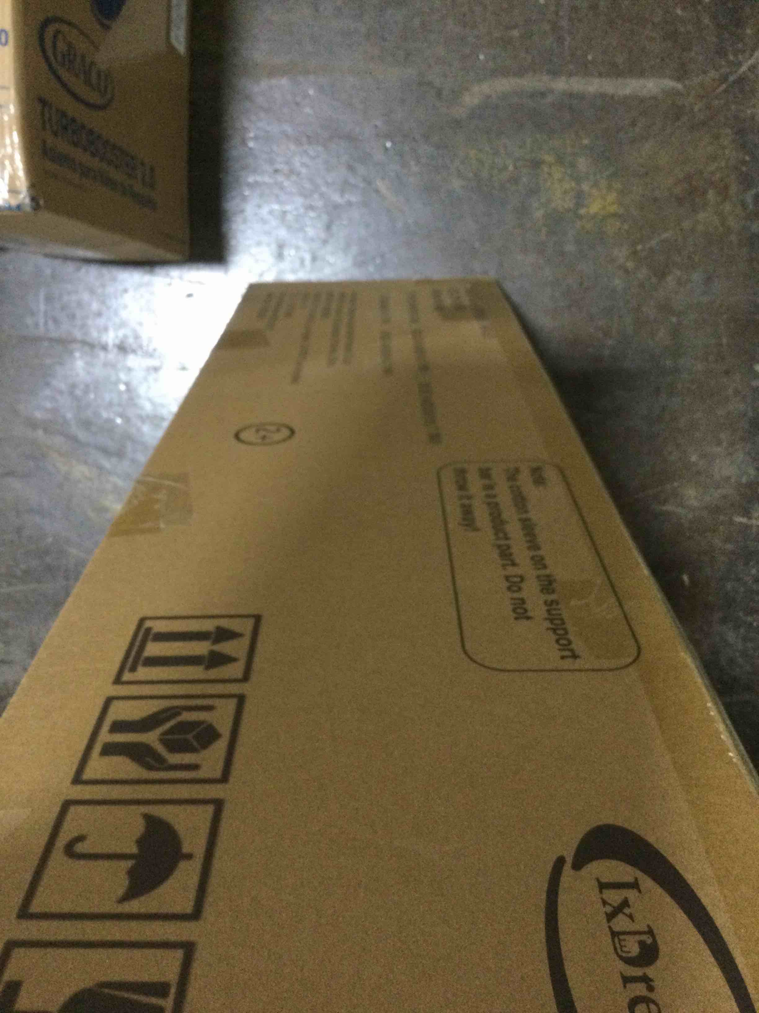 https://s3.amazonaws.com/lotting-images-prod/bidfta/BLU5982877_1708013397617.jpeg