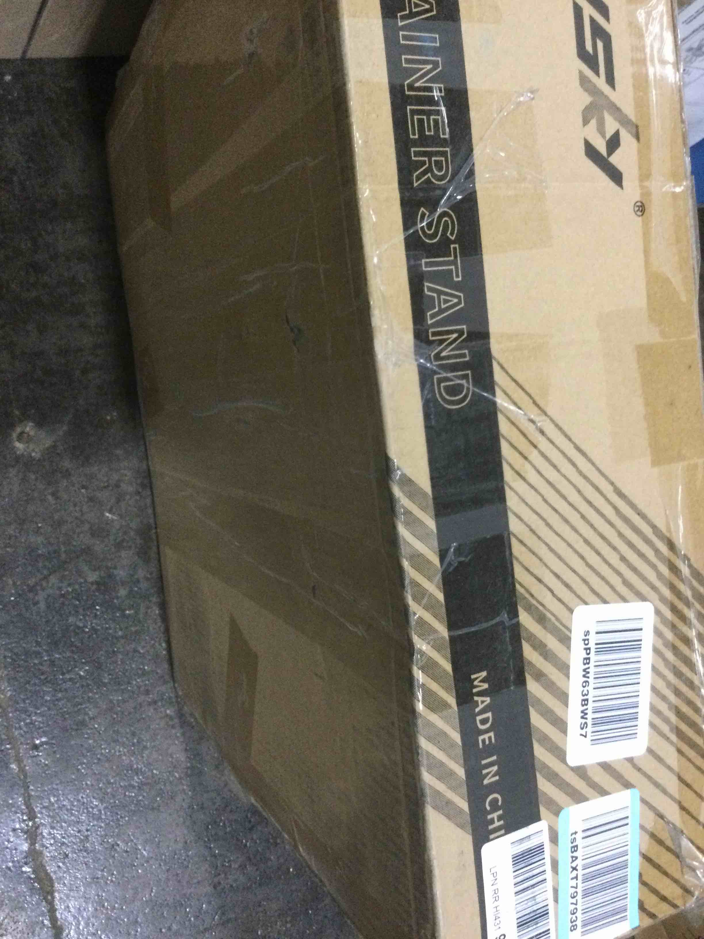 https://s3.amazonaws.com/lotting-images-prod/bidfta/BLU5982891_1708020070605.jpeg