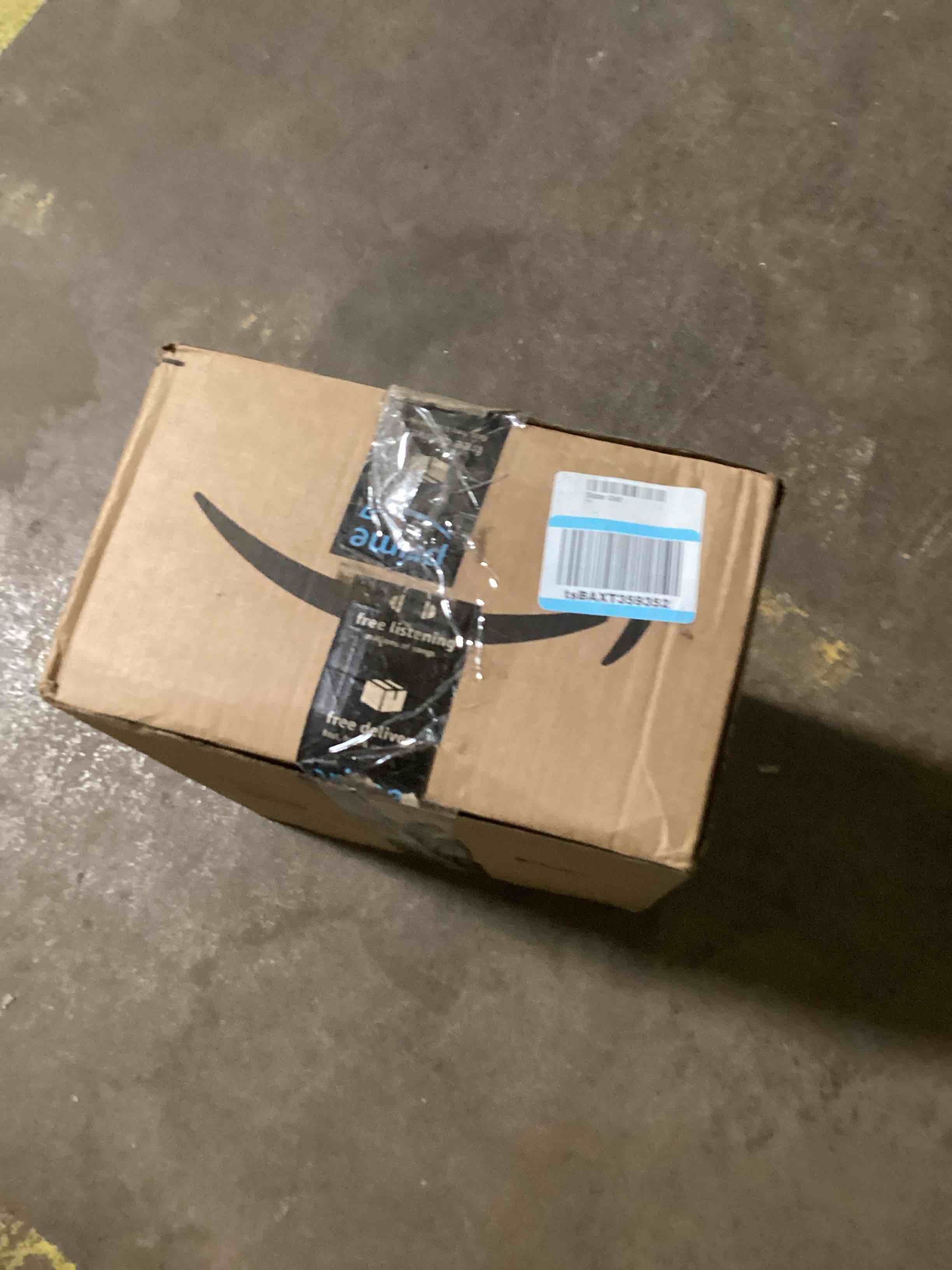 https://s3.amazonaws.com/lotting-images-prod/bidfta/BLU5983694_1708375984688.jpeg