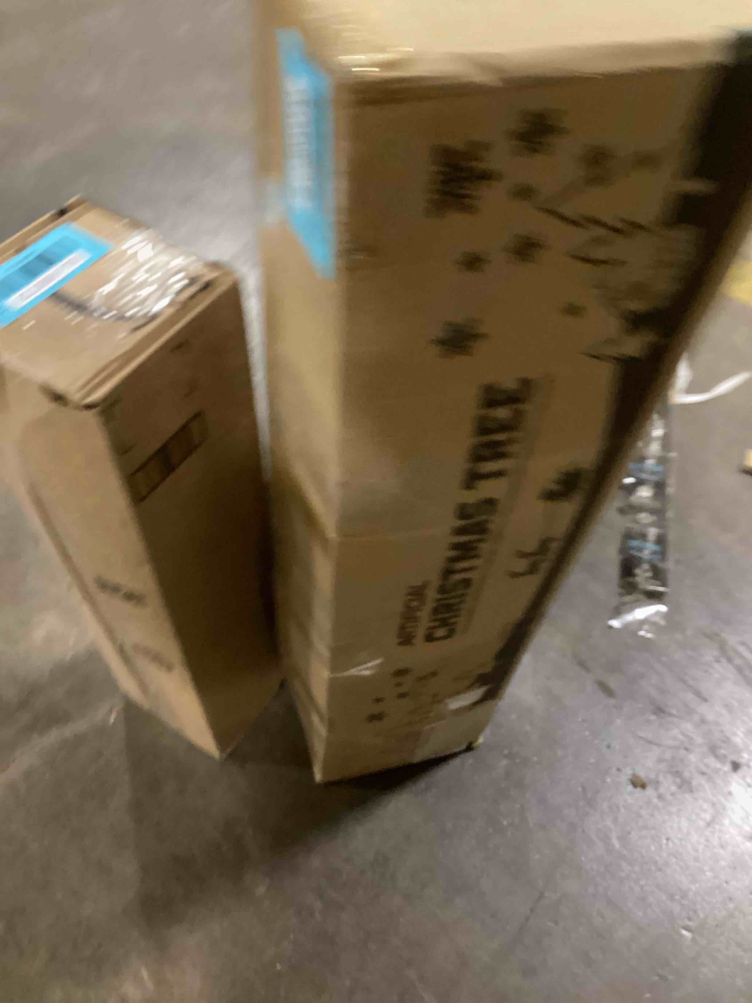 https://s3.amazonaws.com/lotting-images-prod/bidfta/BLU5983730_1708720107437.jpeg