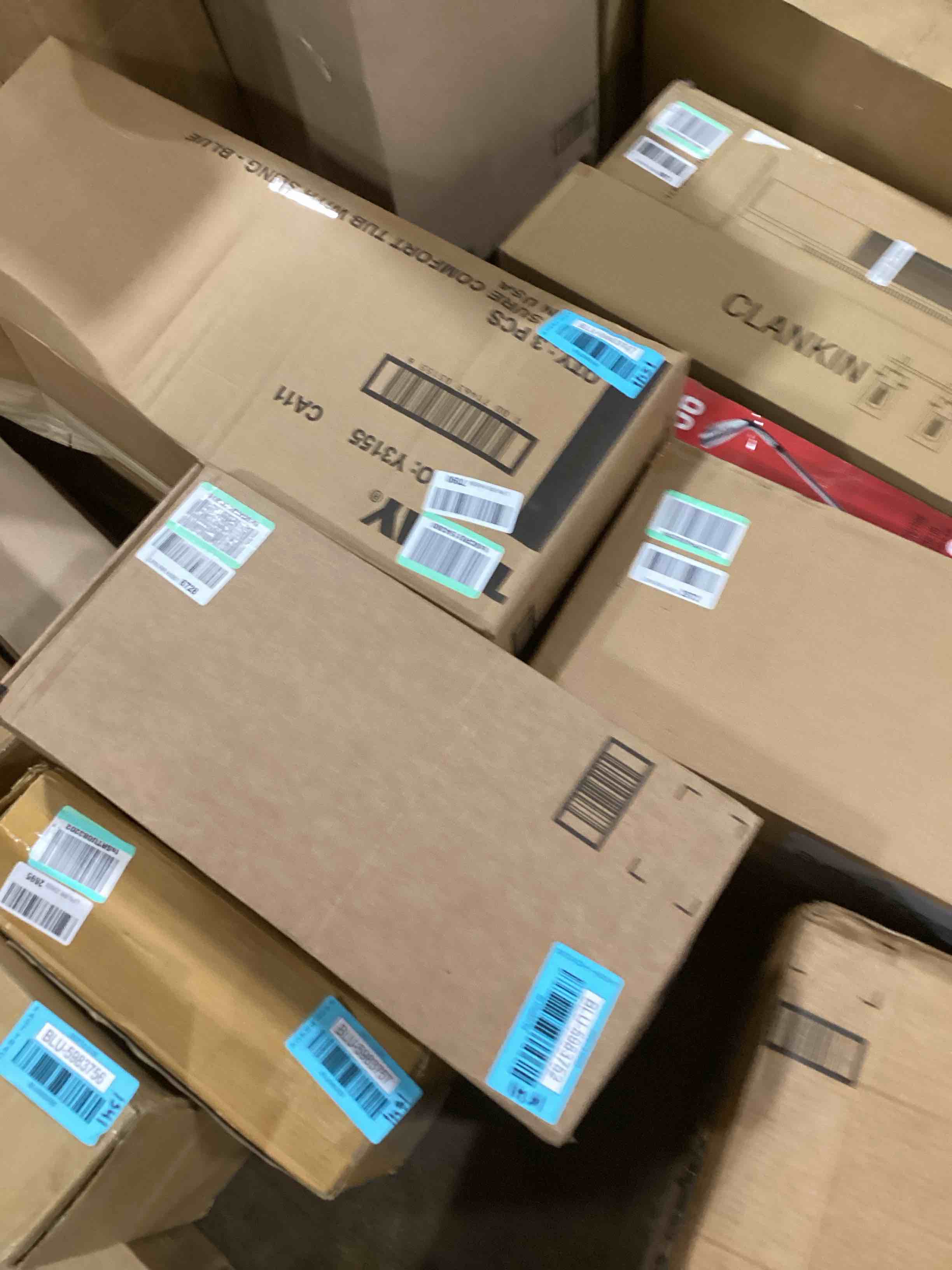https://s3.amazonaws.com/lotting-images-prod/bidfta/BLU5983752_1708718375531.jpeg