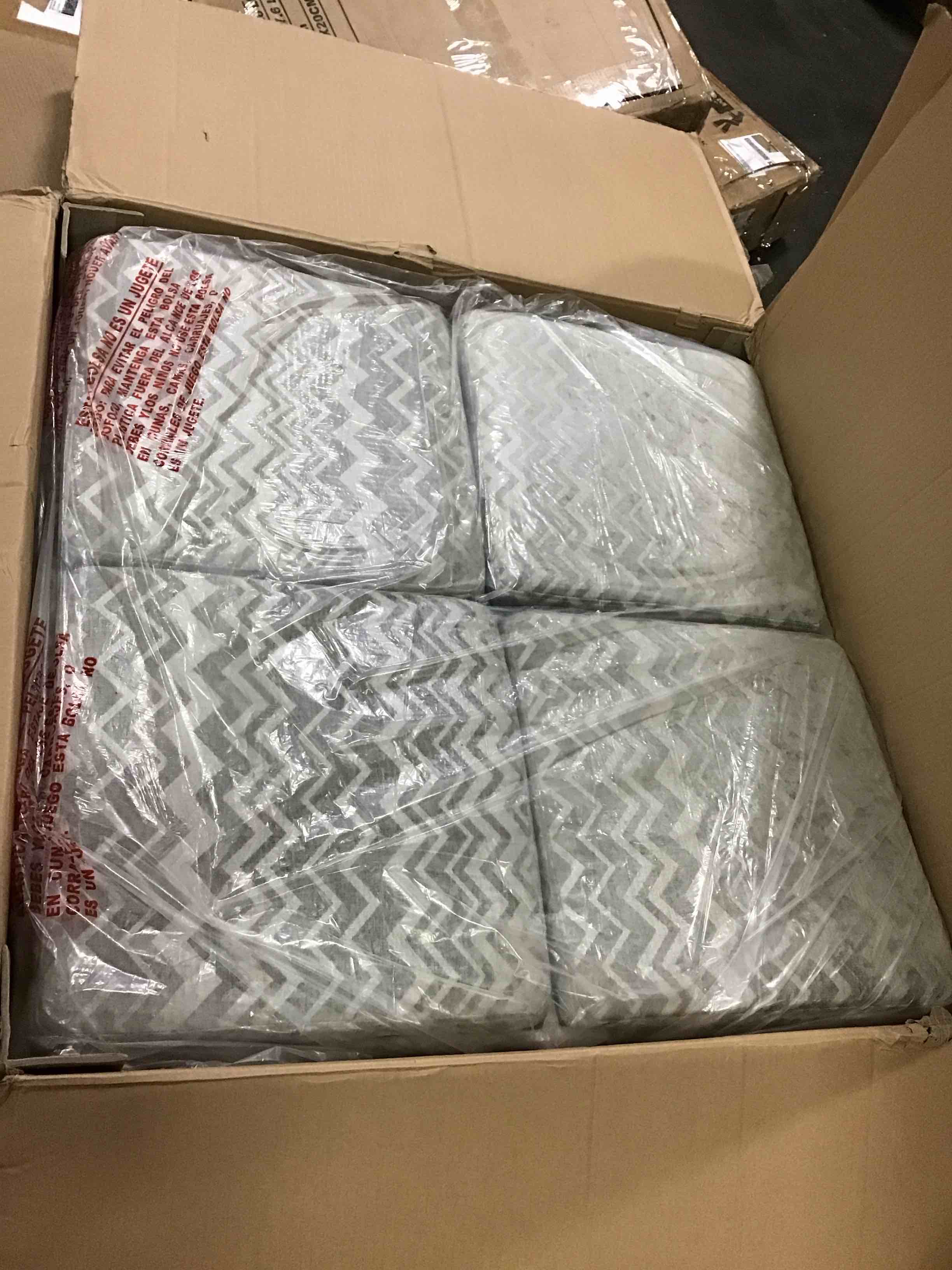 https://s3.amazonaws.com/lotting-images-prod/bidfta/BLU5984721_1709122247403.jpeg