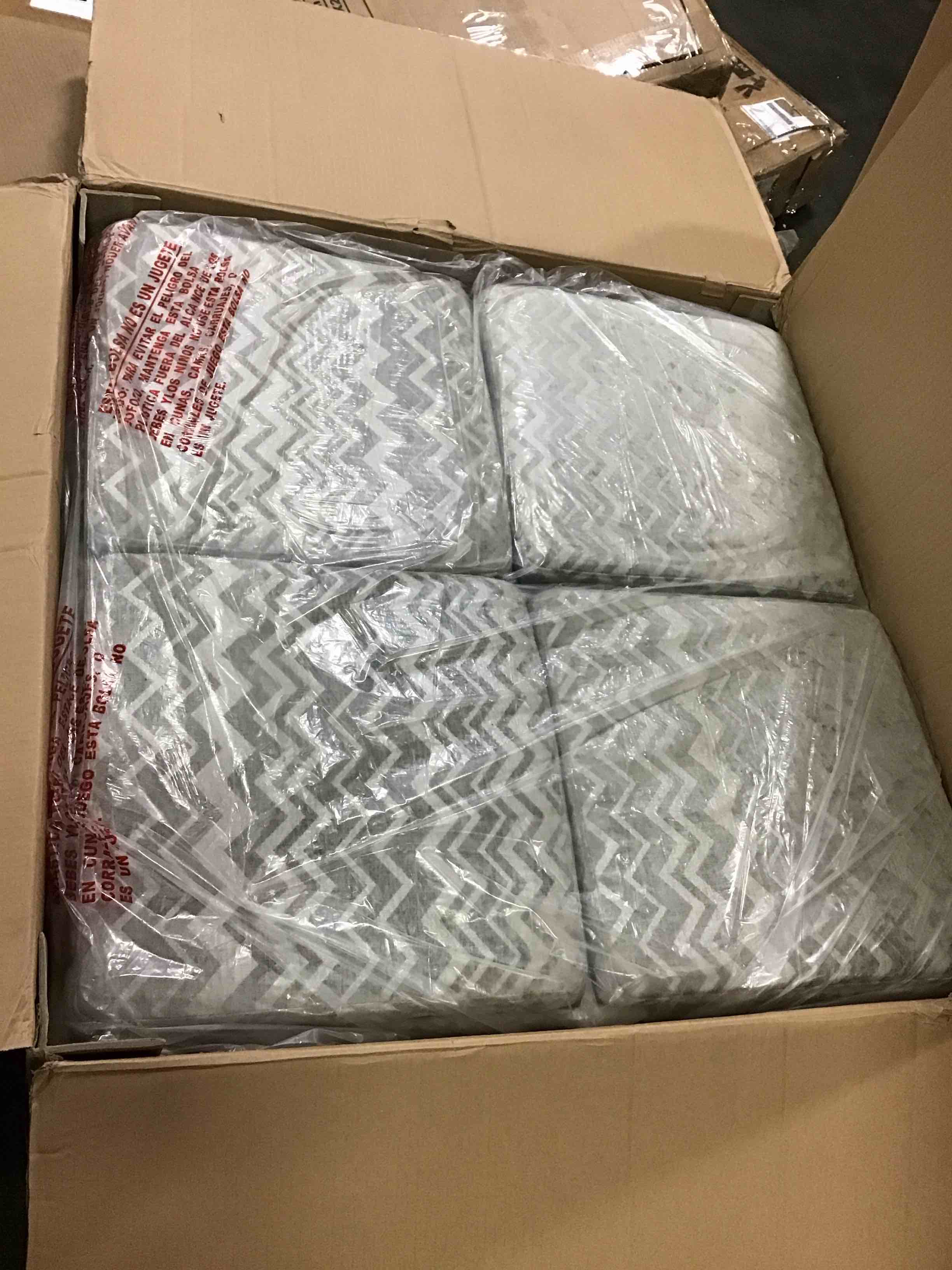 https://s3.amazonaws.com/lotting-images-prod/bidfta/BLU5984721_1709122248588.jpeg