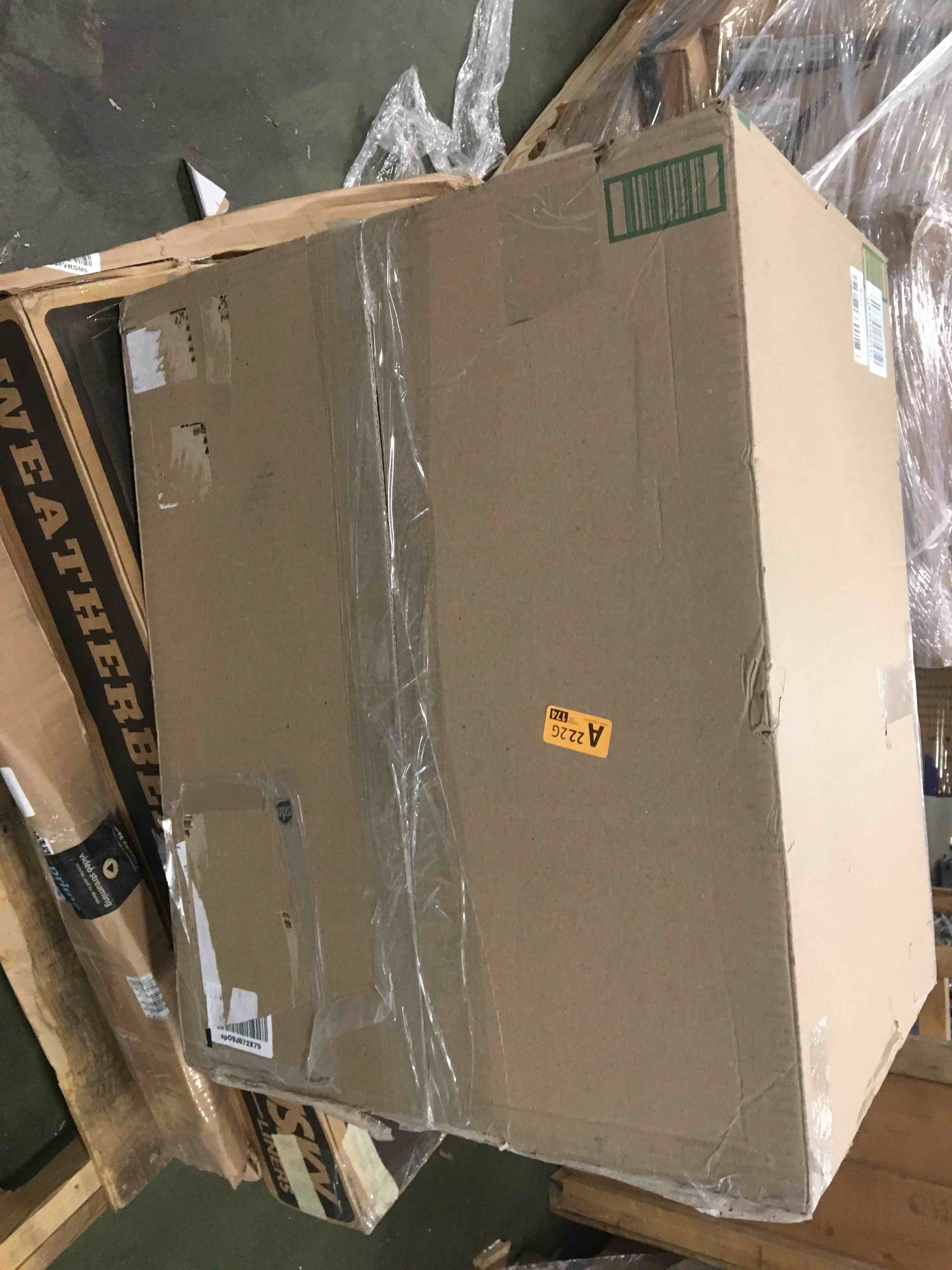 https://s3.amazonaws.com/lotting-images-prod/bidfta/BLU5984851_1709397856763.jpeg
