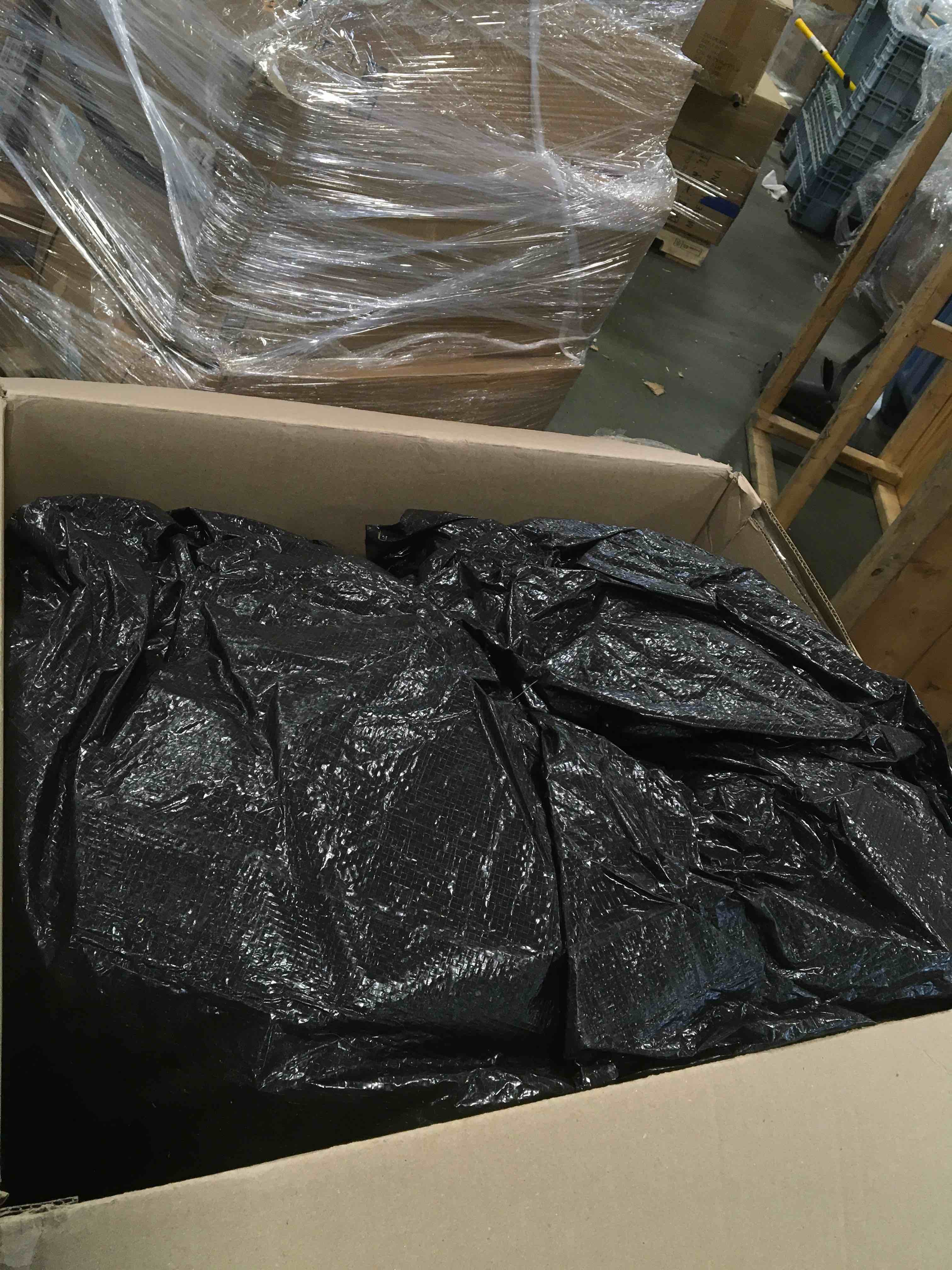 https://s3.amazonaws.com/lotting-images-prod/bidfta/BLU5984851_1709397883583.jpeg