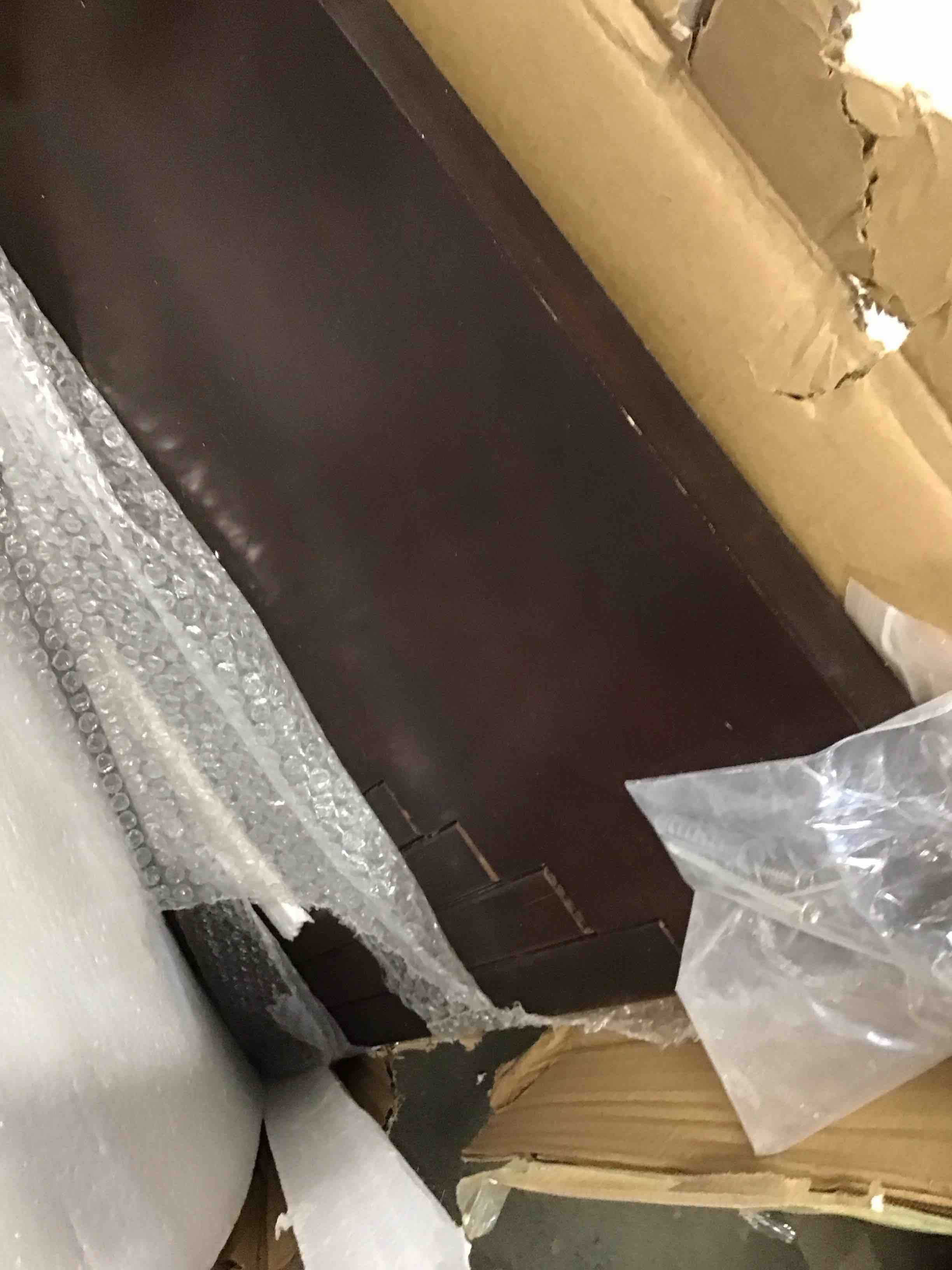 https://s3.amazonaws.com/lotting-images-prod/bidfta/BLU5985014_1709477766720.jpeg