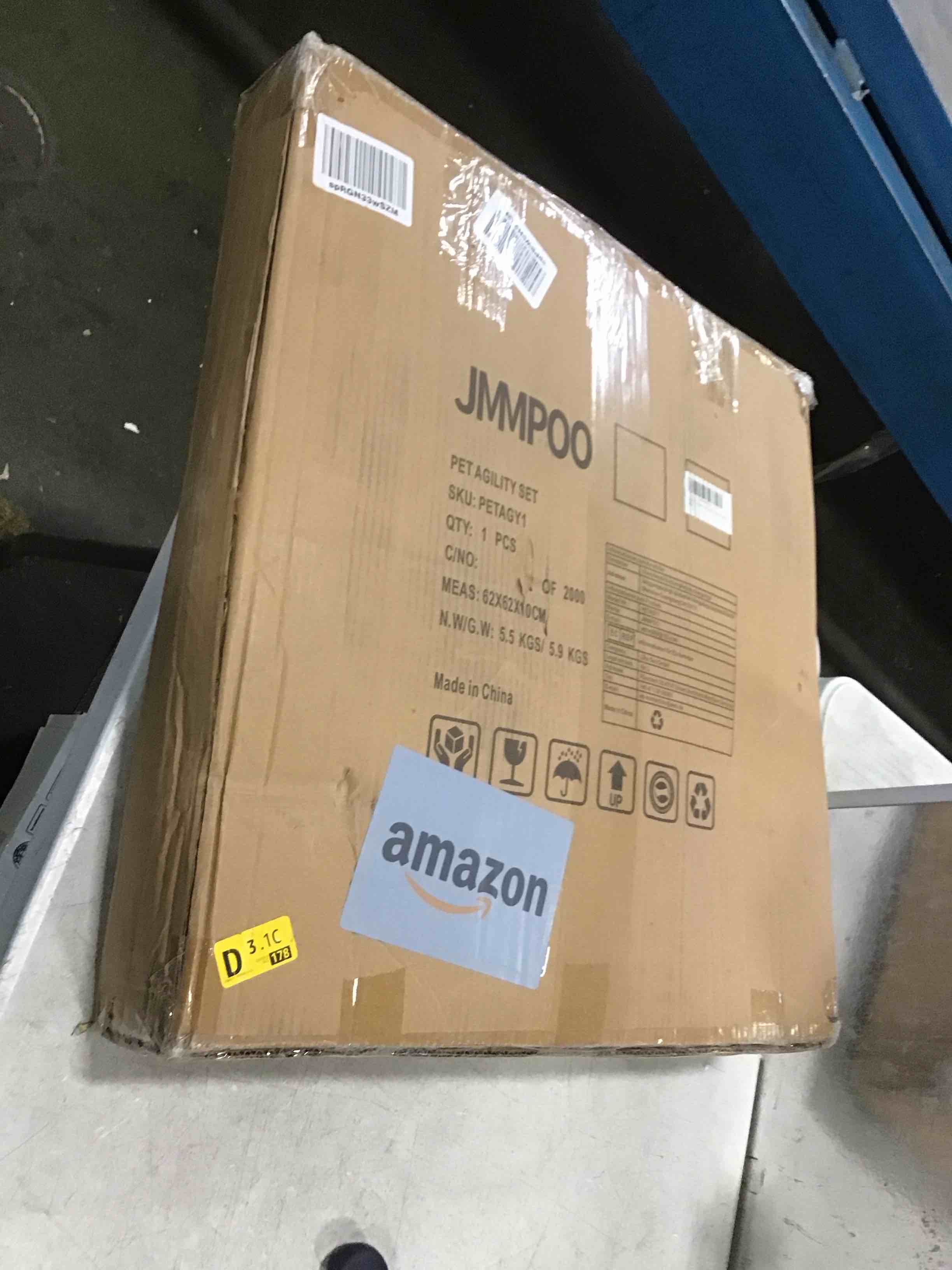https://s3.amazonaws.com/lotting-images-prod/bidfta/BLU5985136_1709495000517.jpeg